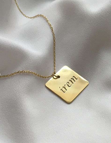 İsim Plaka Gümüş Kolye main variant image