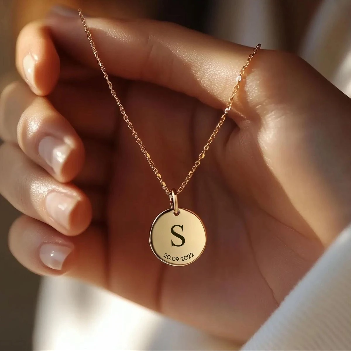 Halka Harf Gümüş Kolye image