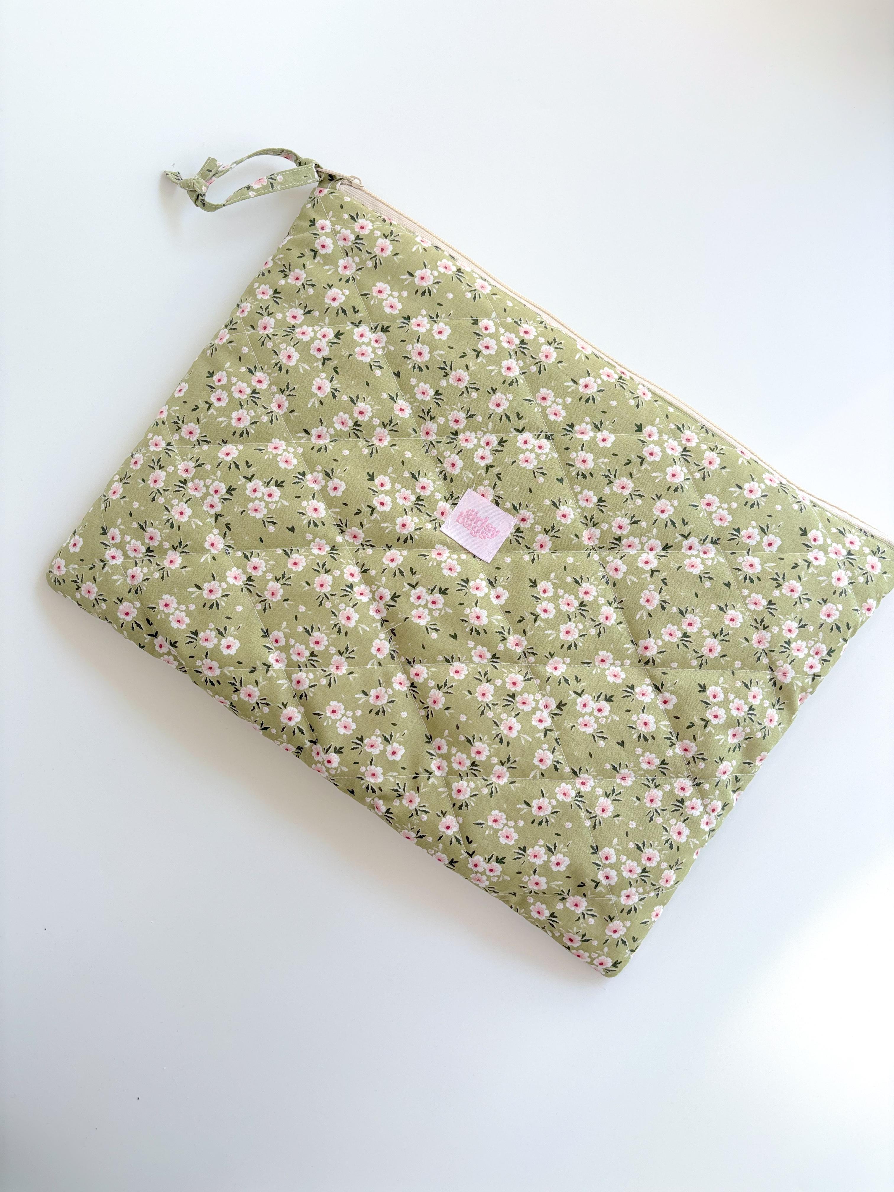 Green Floral Laptop Sleeve 