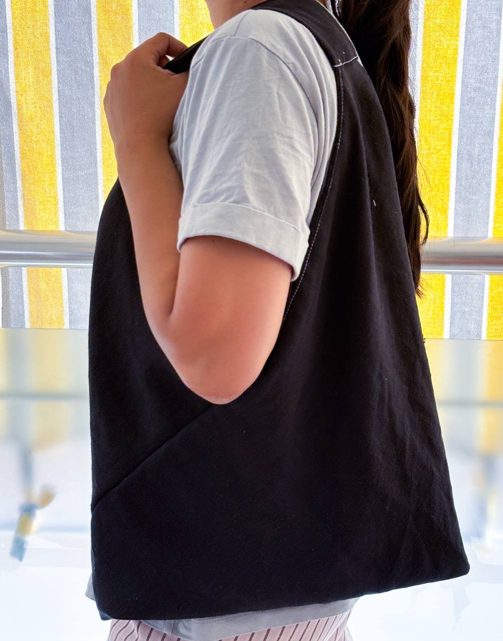 Siyah Keten Tote Çanta