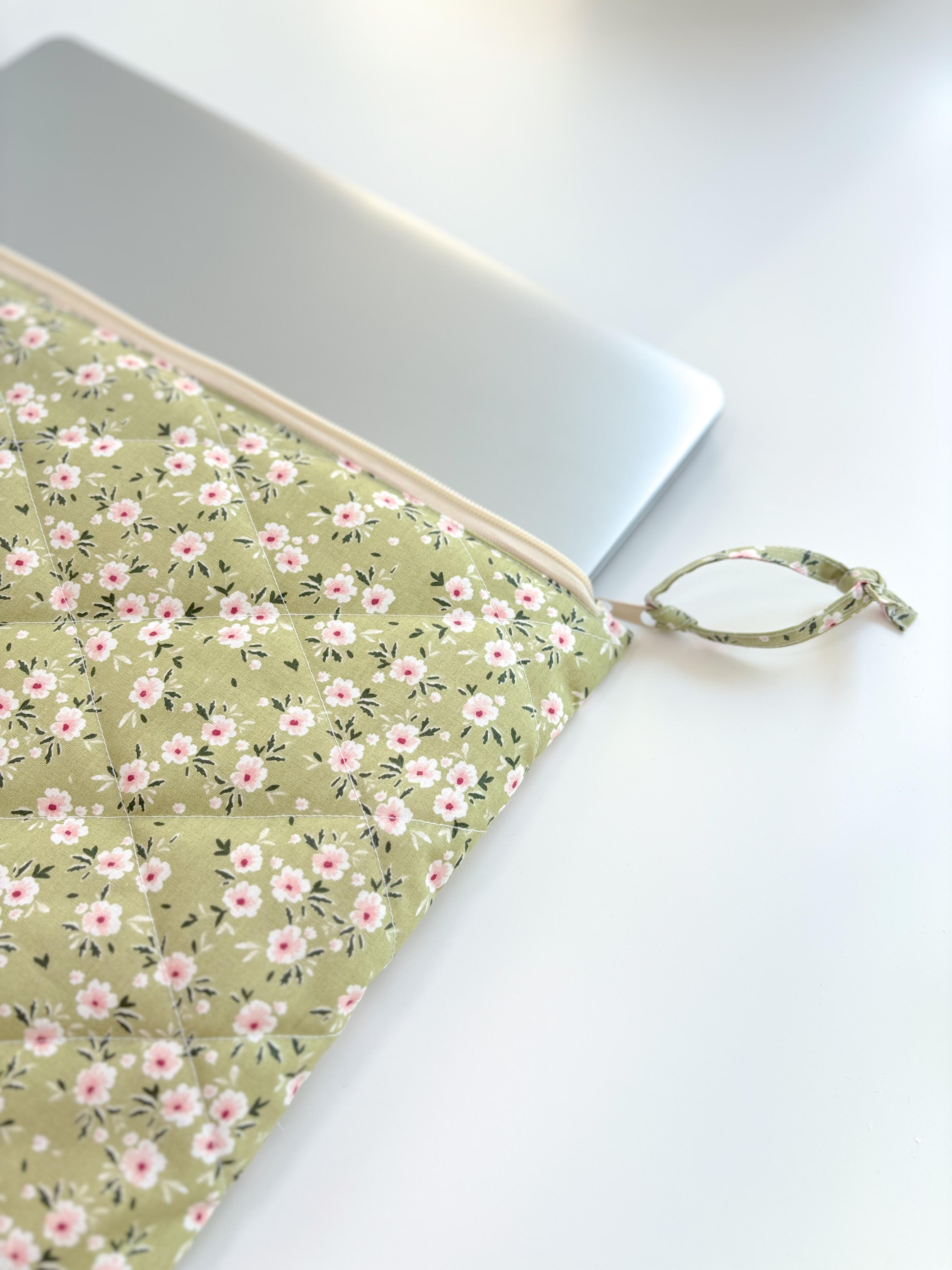 Green Floral Laptop Sleeve 