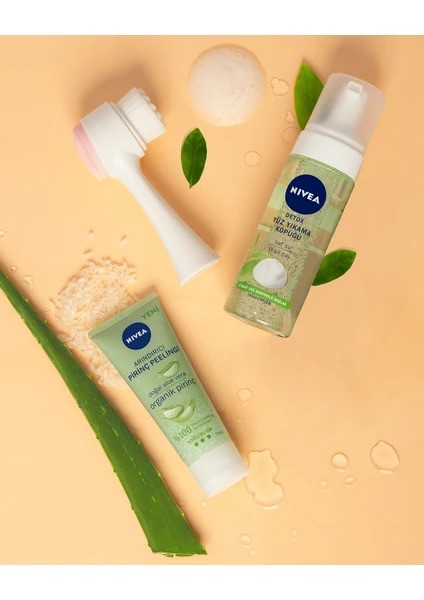 Nivea Arındırıcı Organik Aloe Vera Özü Pirinç Peelingi 75 Ml