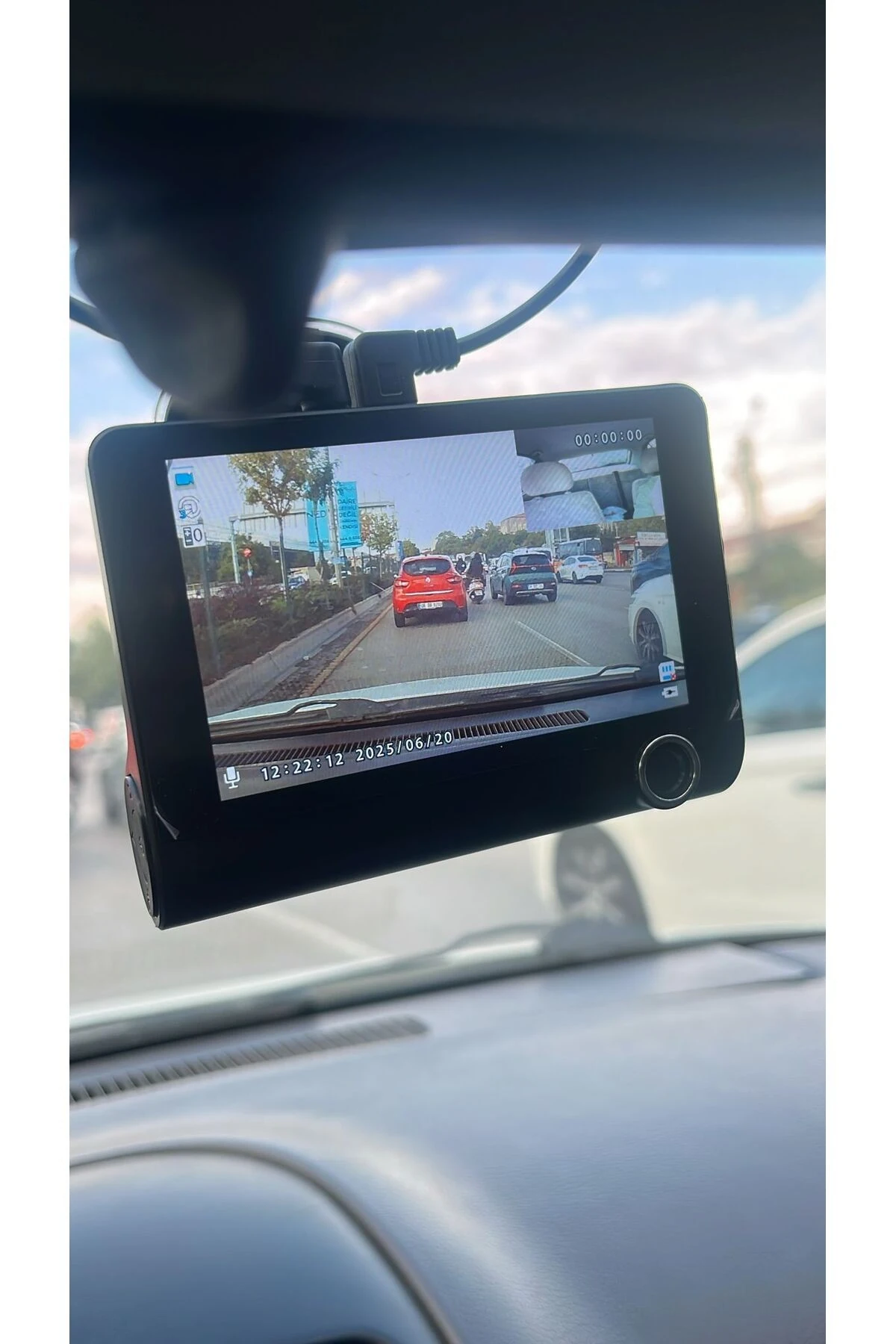 Araç içi 3 Kameralı Lcd Ekranlı 1080p Gece Görüşlü , Geri Görüş Kamera