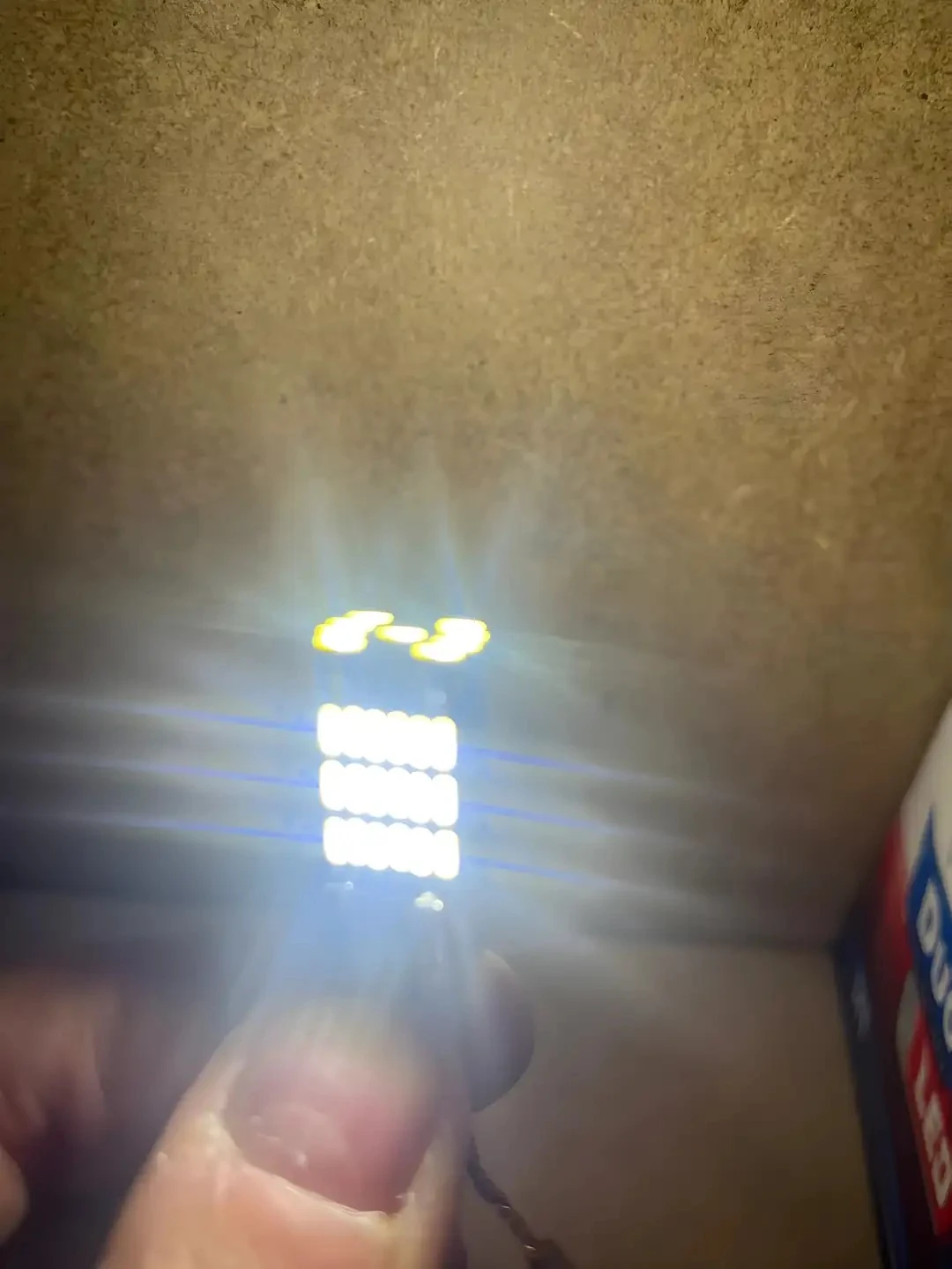 T15 W16W Geri Vites Ledi Beyaz