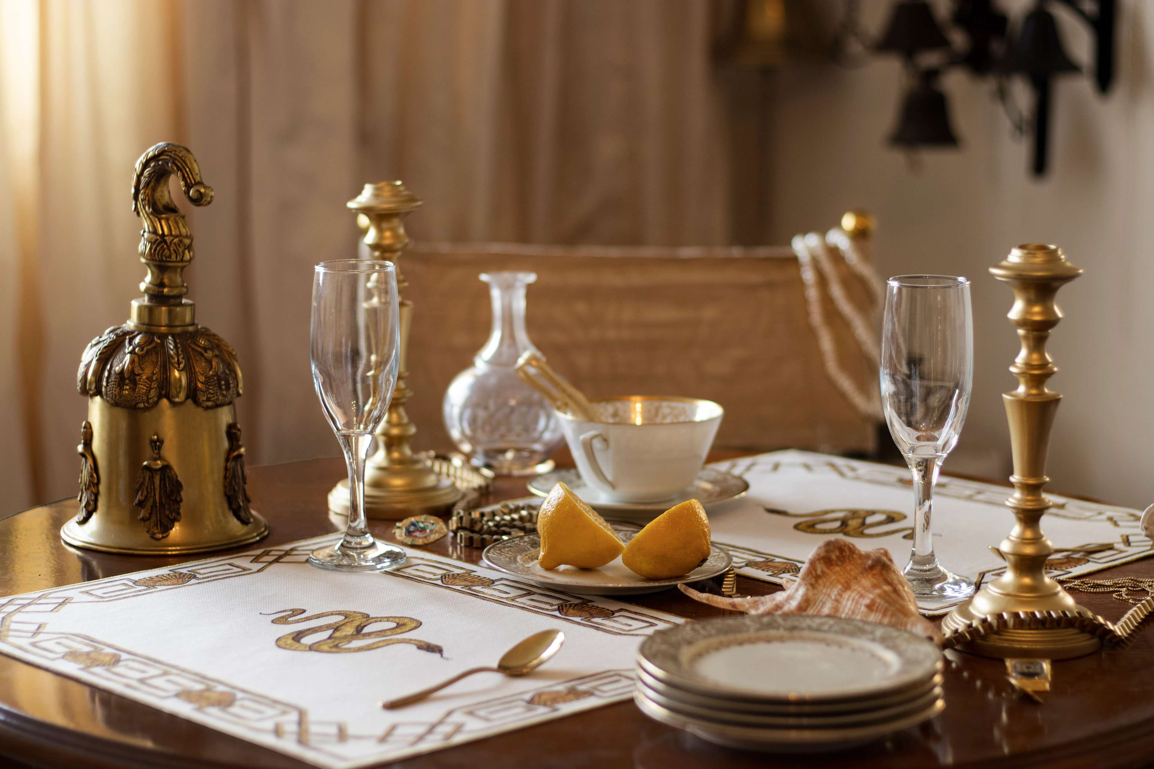 Herculaneum'un Yılanı: Gölgelerin Tanrısı Amerikan Servisi (4'lü Set)