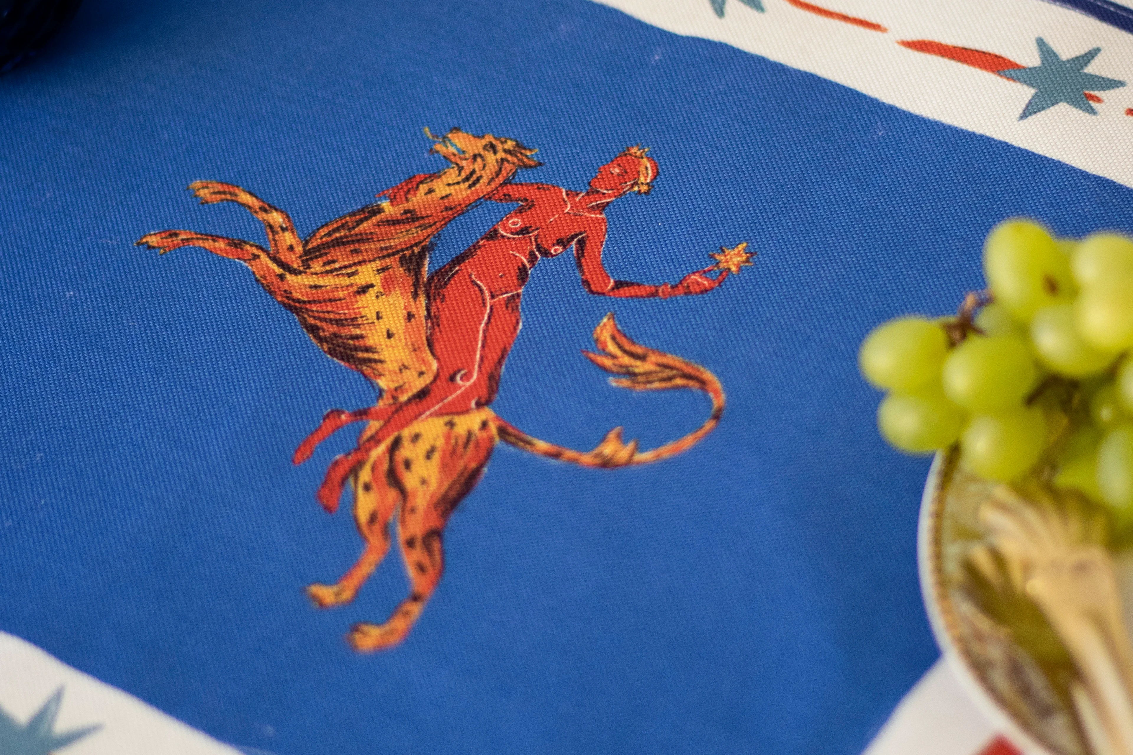 Virgo : Toprağın Bakire Kızı Amerikan Servisi