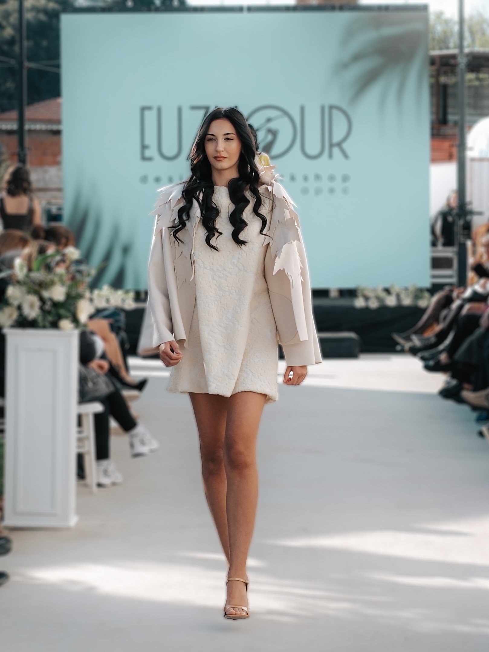 Kuzu Elbise
