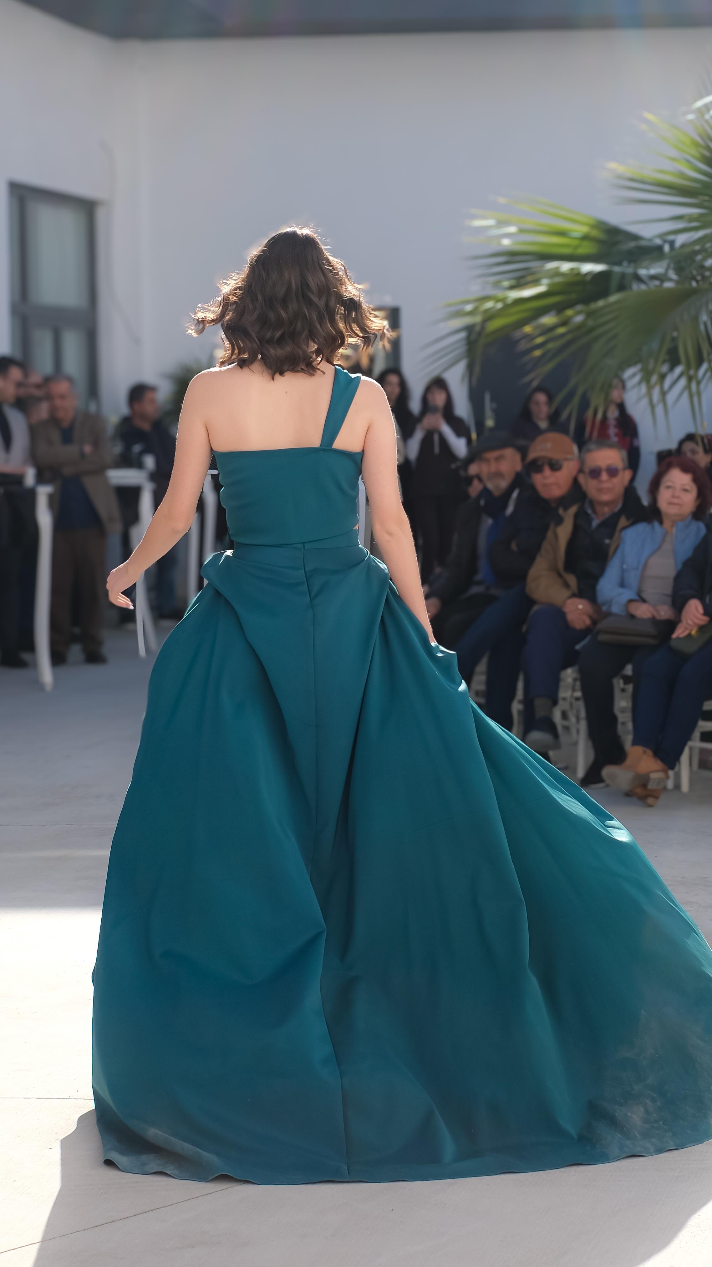 Zümrüt Yeşili Drape Elbise