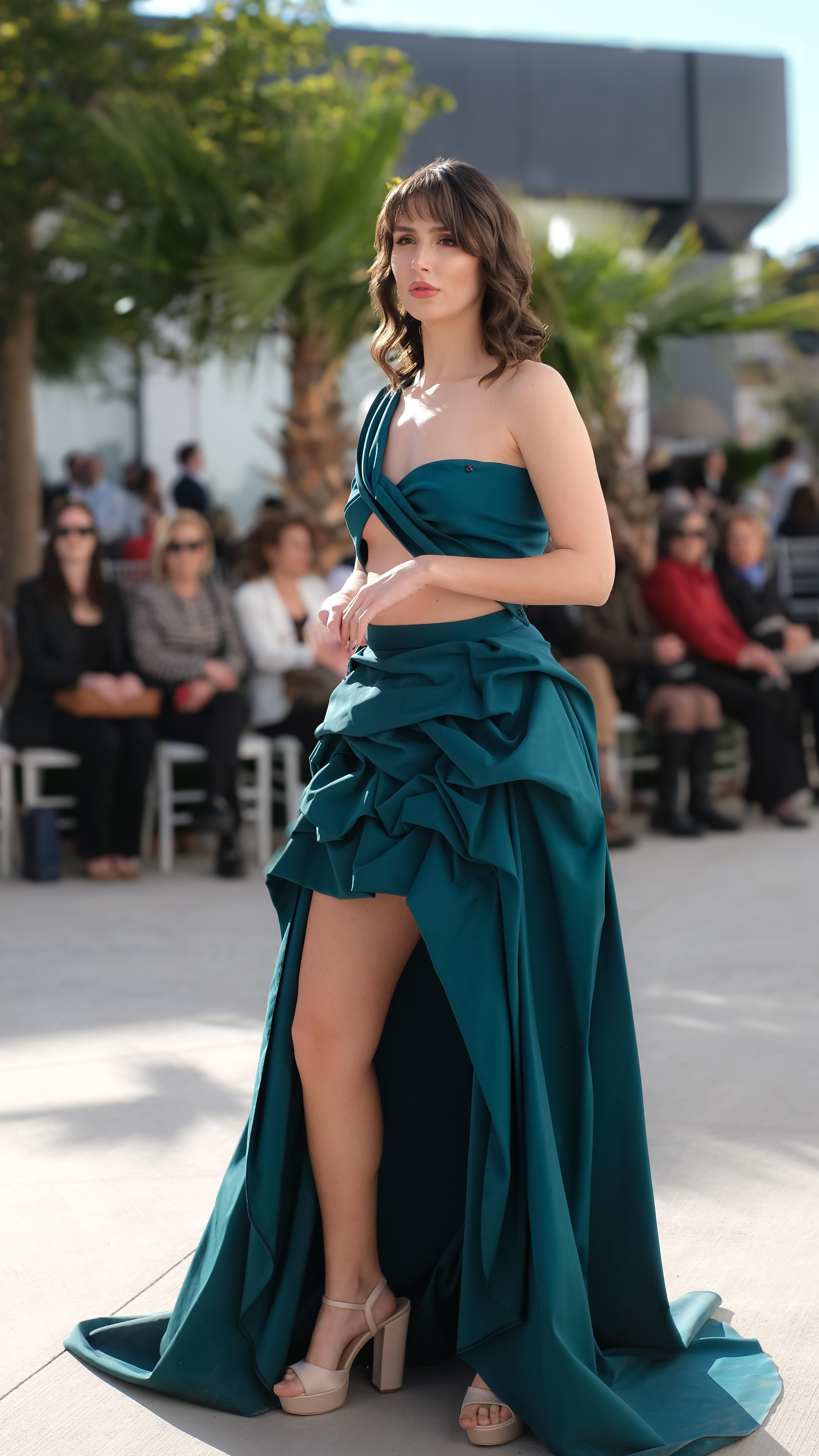 Zümrüt Yeşili Drape Elbise