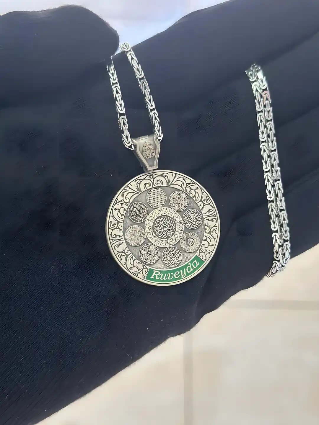 925 Ayar İsim İşlemeli Kelime-i Şehadet Gümüş Madalyon Kolye