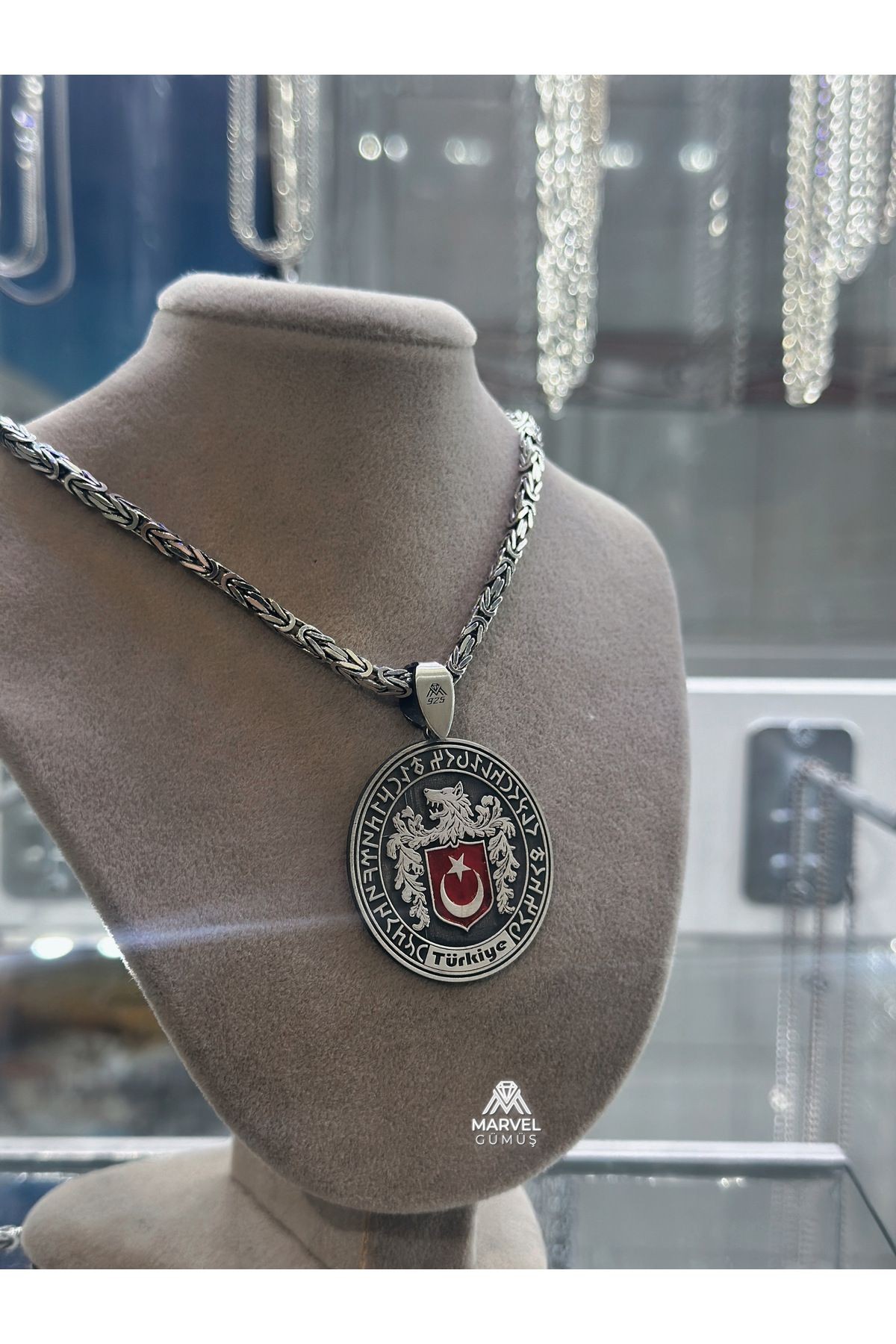 Gümüş Bozkurt Türkiye Madalyon Kolye