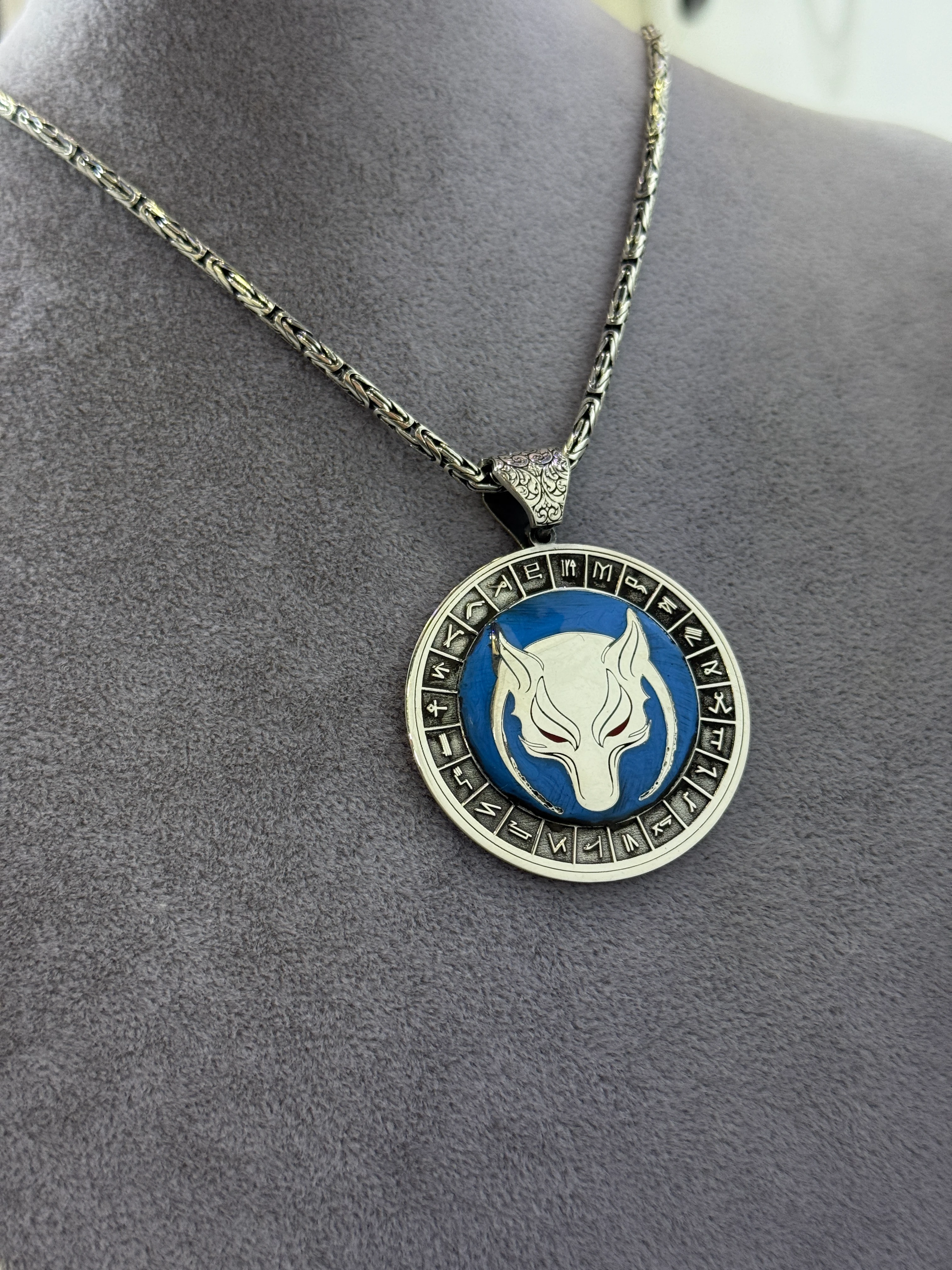 Börü Bozkurt – 16 Devlet & 24 Boy Koleksiyon Kolye