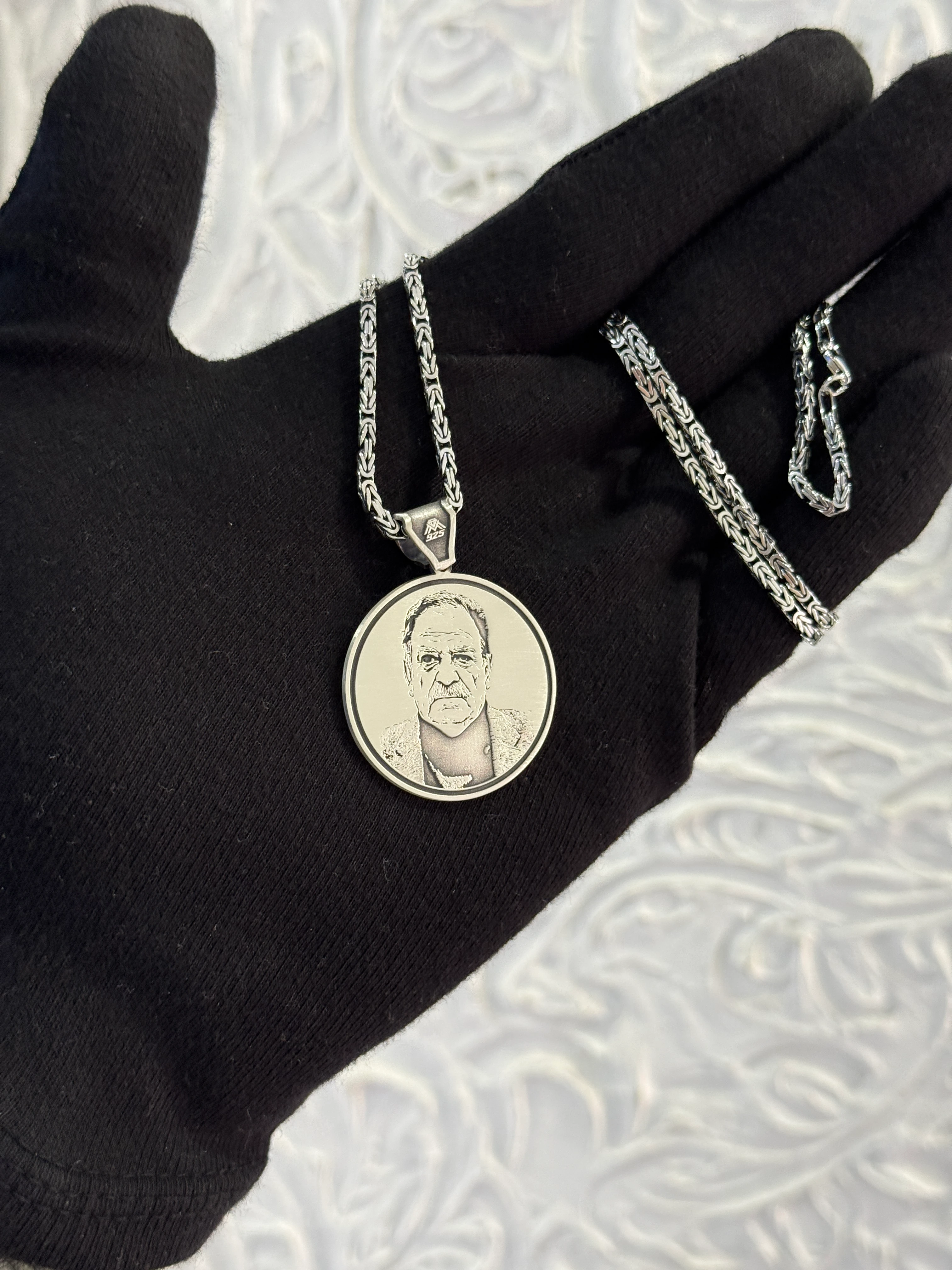 925 Ayar Fotoğraf - Ayet-el Kürsi İşlemeli Gümüş Madalyon Kolye