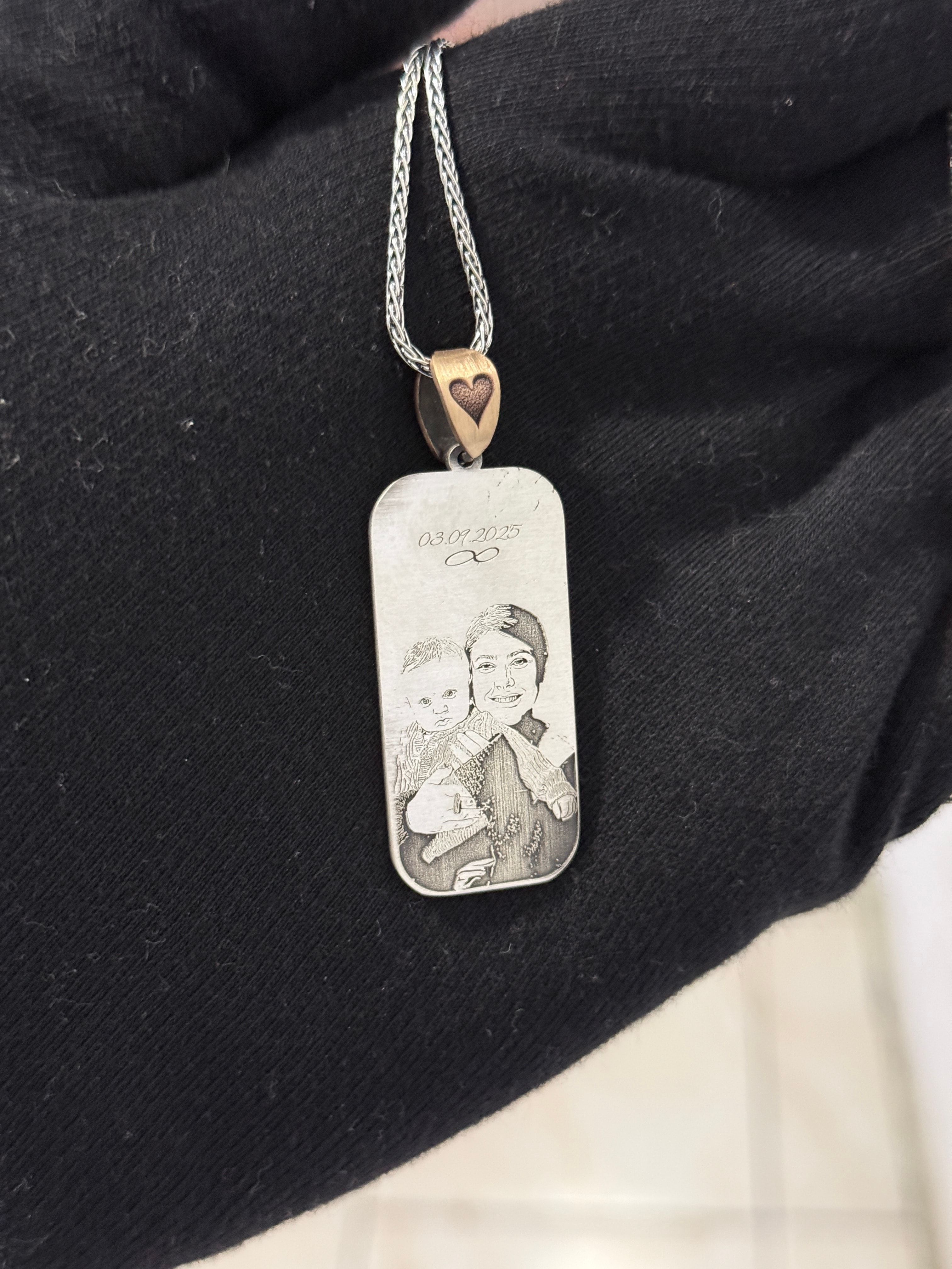 925 Ayar Fotoğraf İşlemeli Çift Taraflı Gümüş Kolye