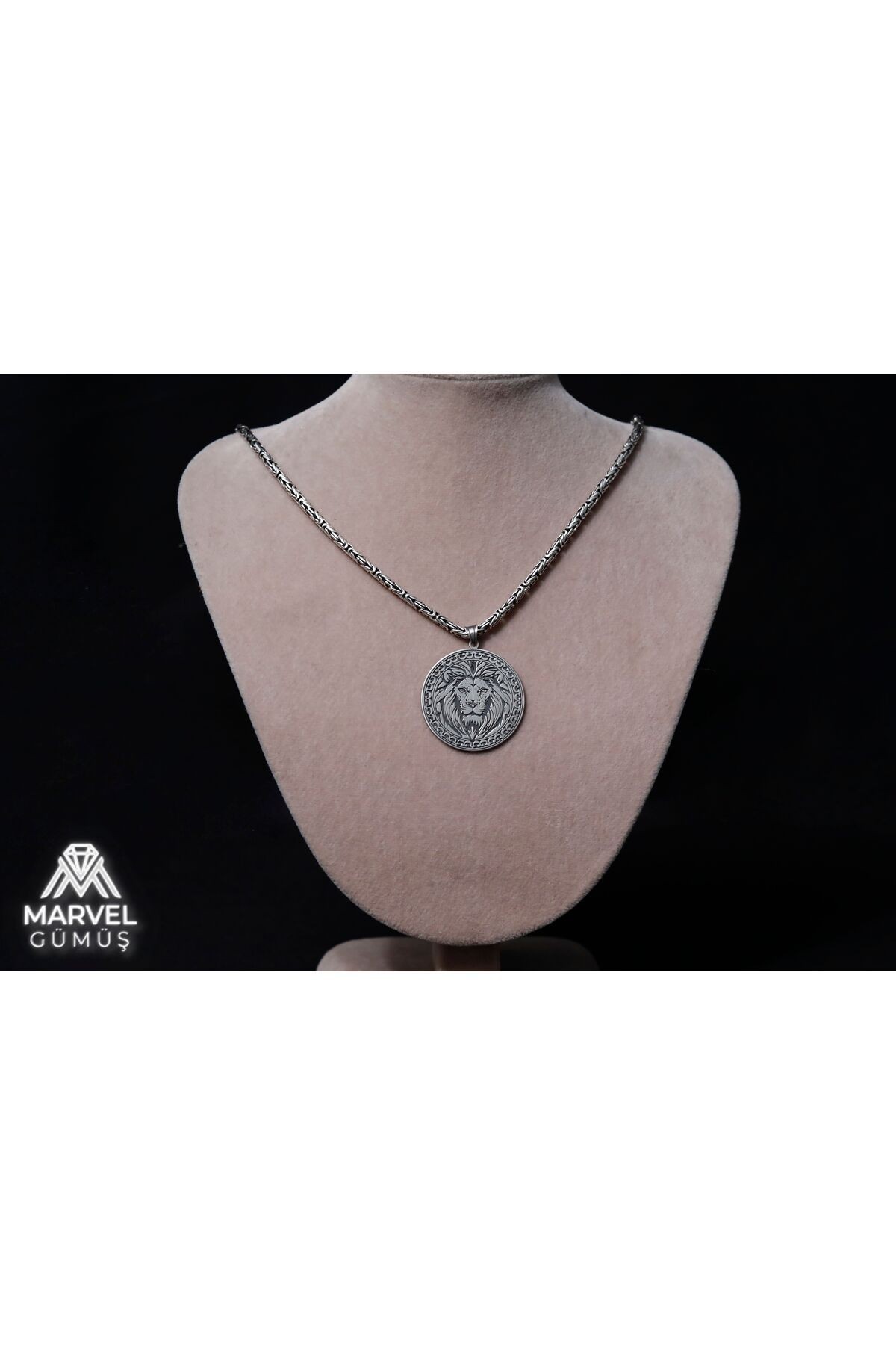 925 Ayar Gümüş Aslan Madalyon Kolye