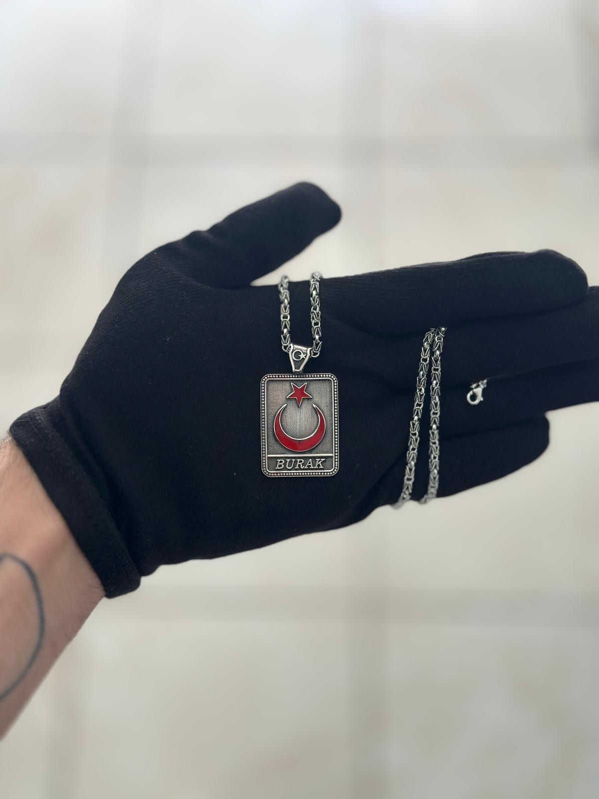 925 Ayar İsim İşlemeli Ay-Yıldız Gümüş Madalyon Kolye