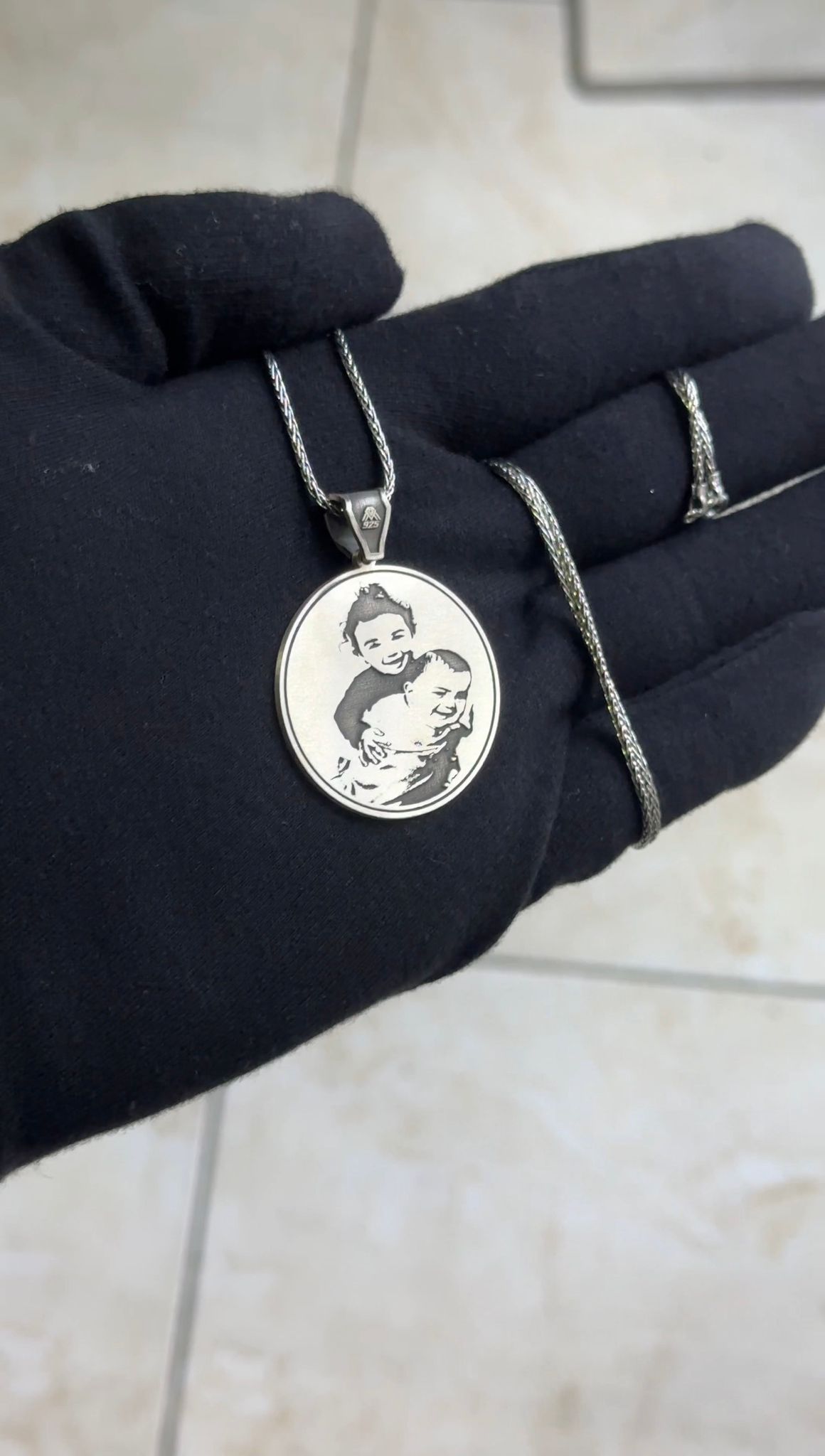 925 Ayar Fotoğraf İşlemeli Ayetel Kürsi Gümüş Madalyon Kolye