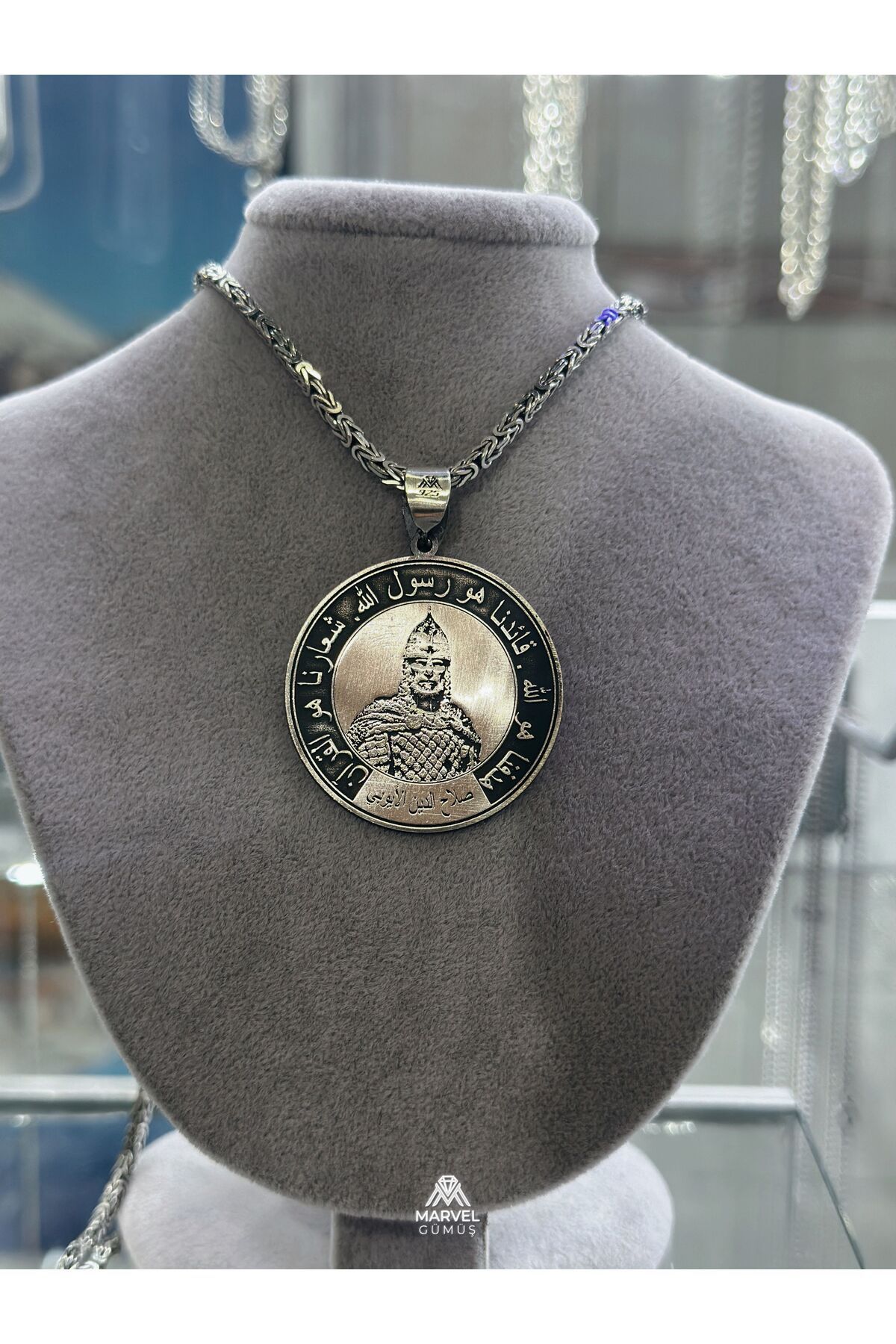 Gümüş Özel Tasarım Selahaddin Eyyubi Madalyon Kolye