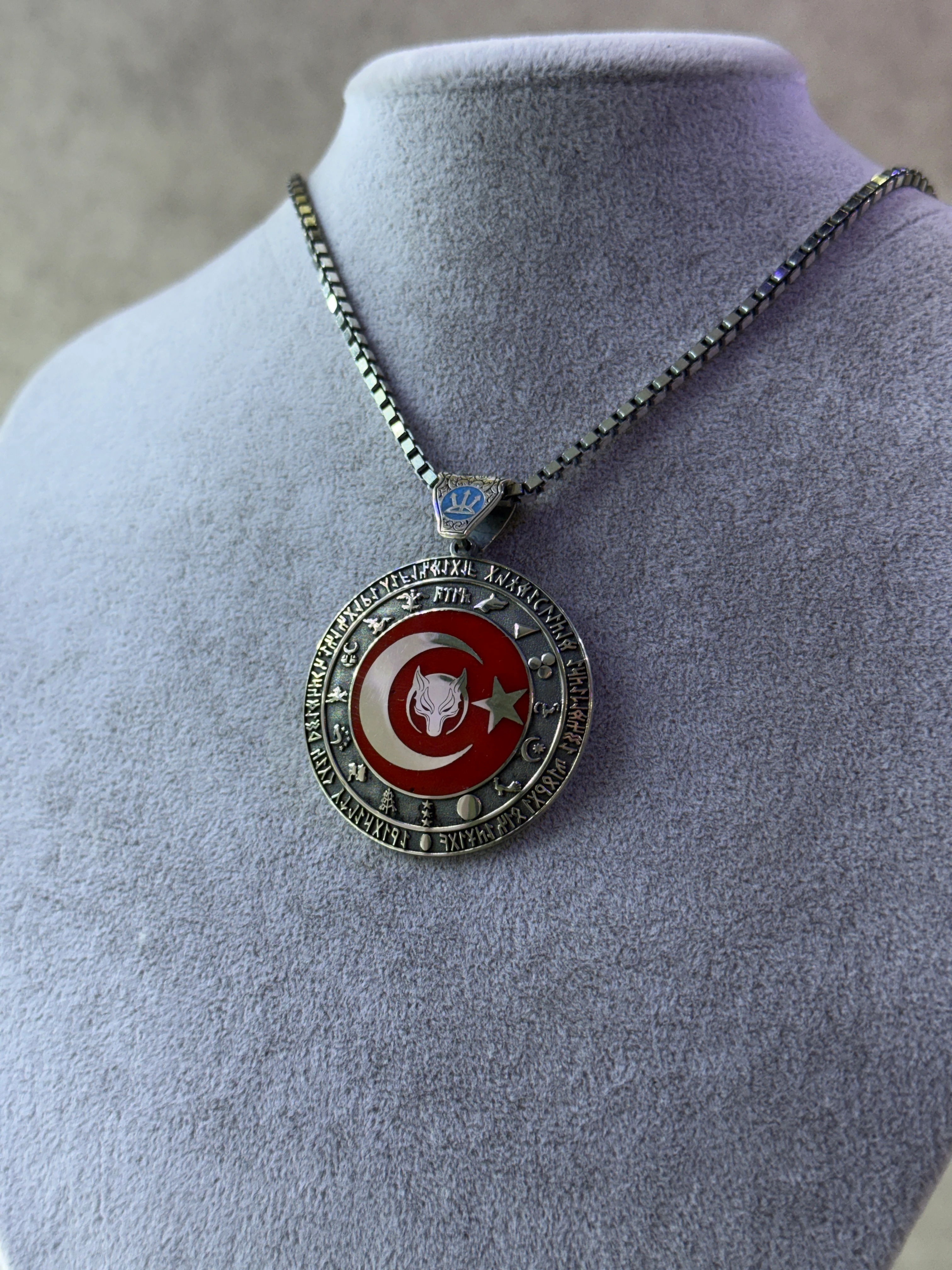 925 Ayar Ay-Yıldız Börü Madalyon Kolye