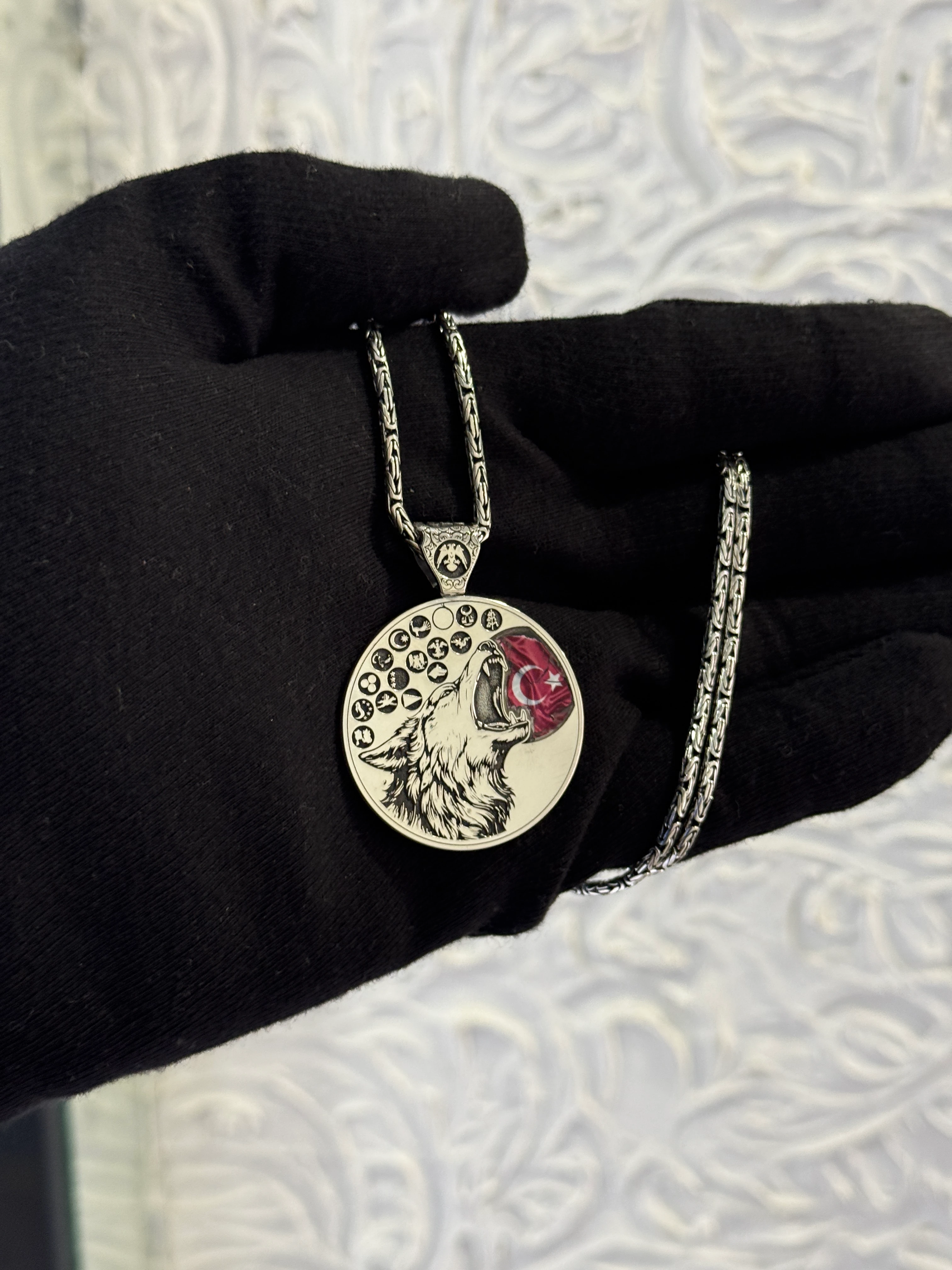 Börü Bozkurt – 16 Devlet & 24 Boy Koleksiyon Kolye