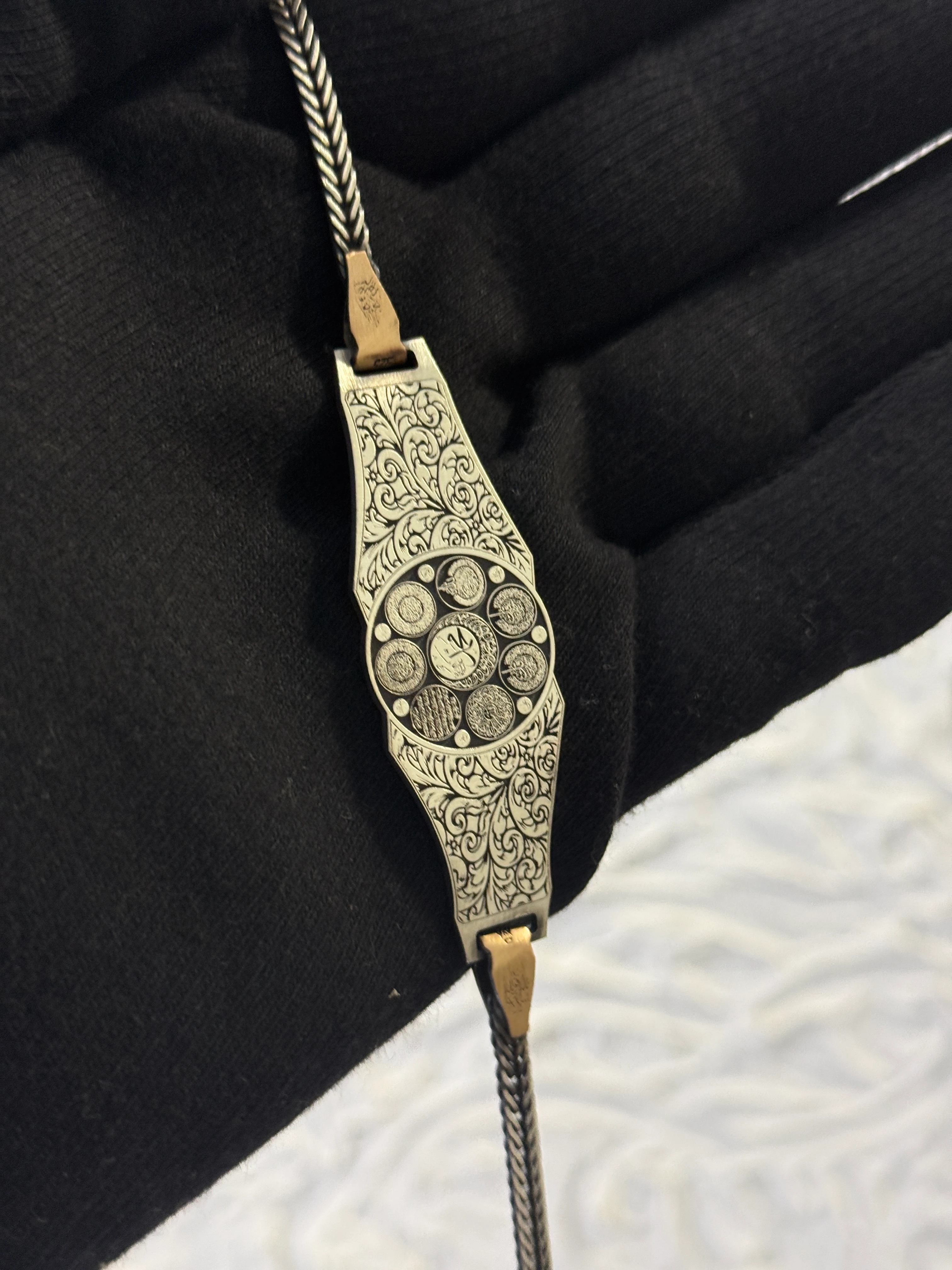 925 Ayar Özel Tasarım Muhafız Koruma Gümüş Bileklik