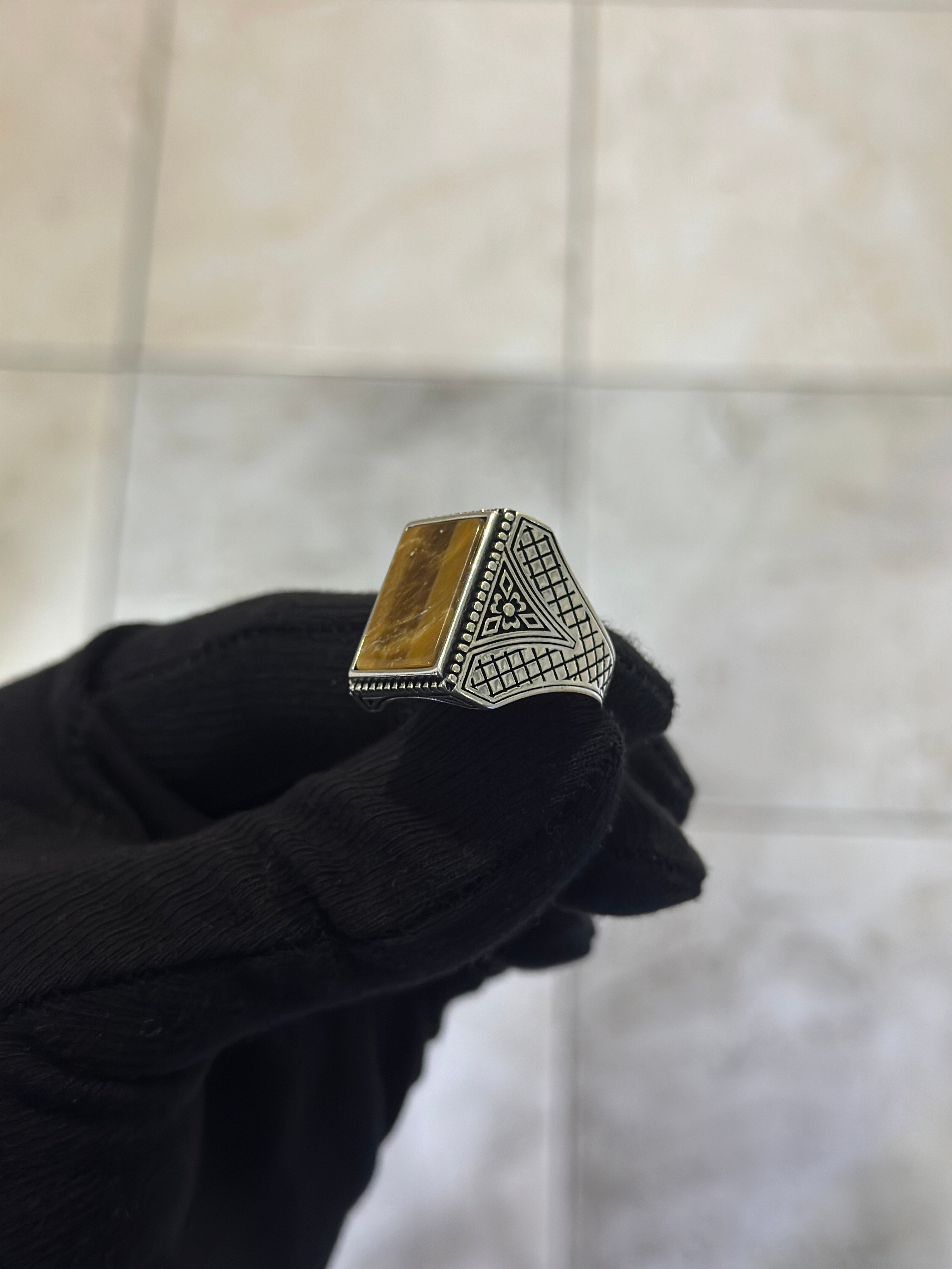 925 Ayar Gümüş Kaplan Gözü Erkek Yüzük