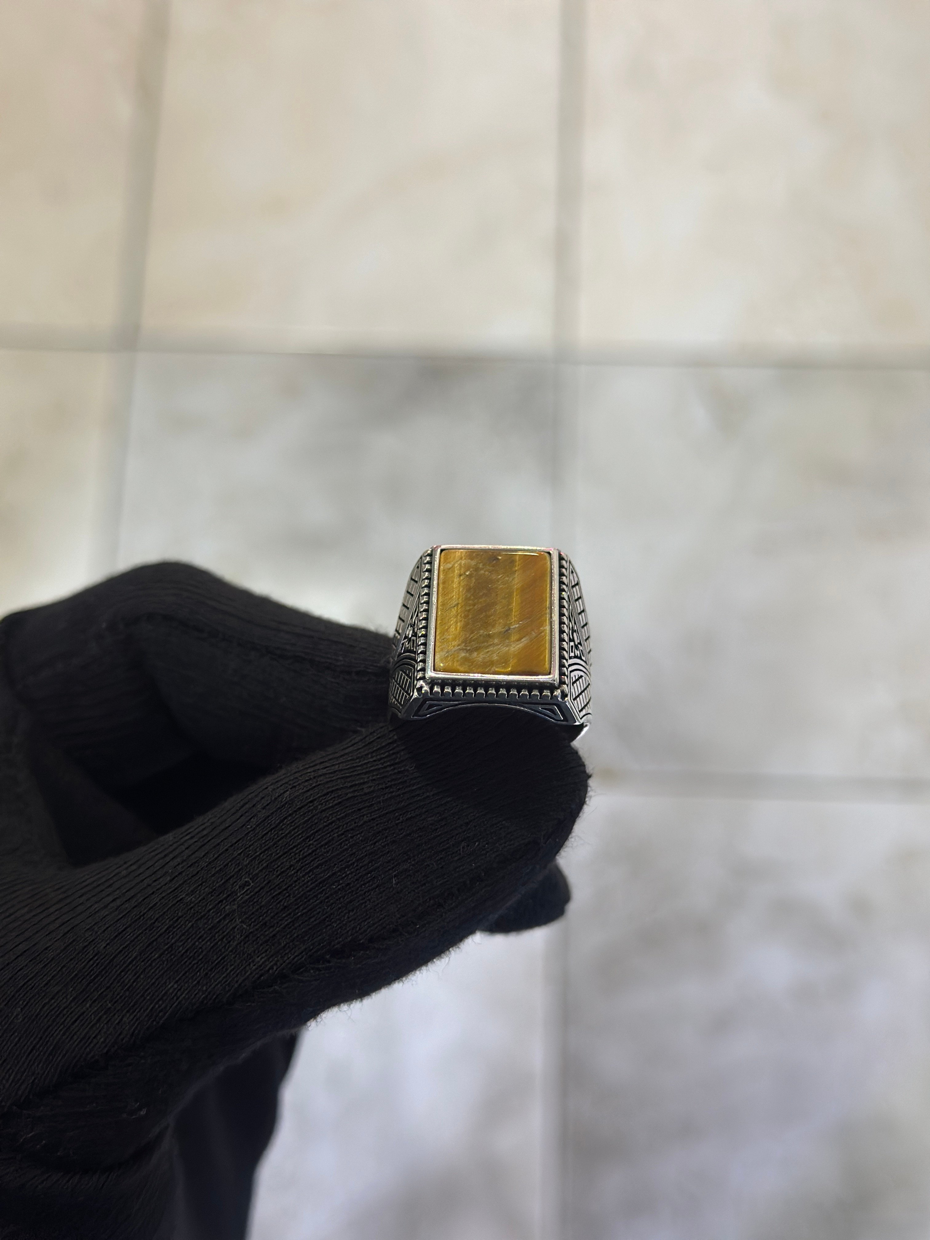 925 Ayar Gümüş Kaplan Gözü Erkek Yüzük