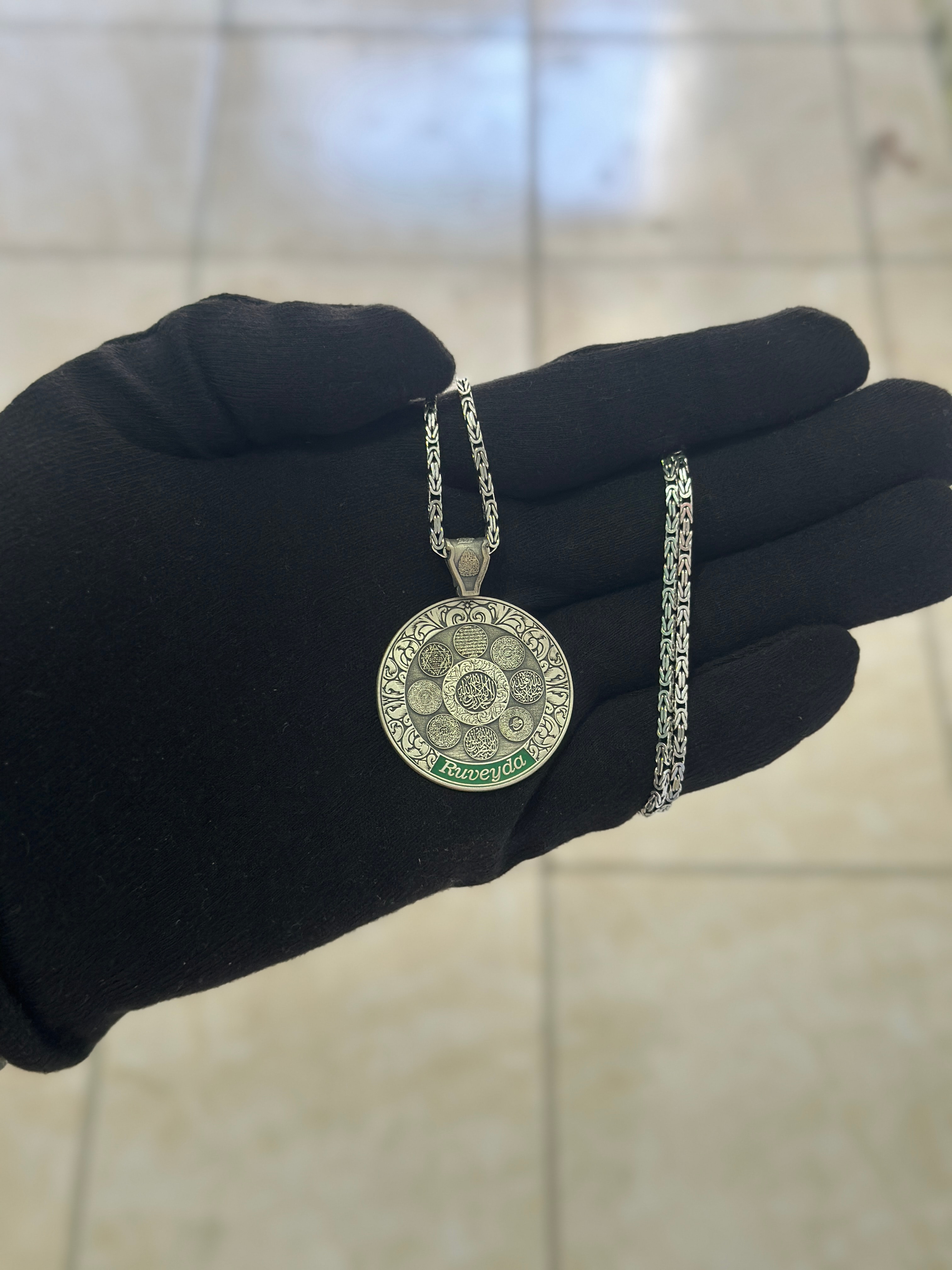 925 Ayar İsim İşlemeli Kelime-i Şehadet Gümüş Madalyon Kolye