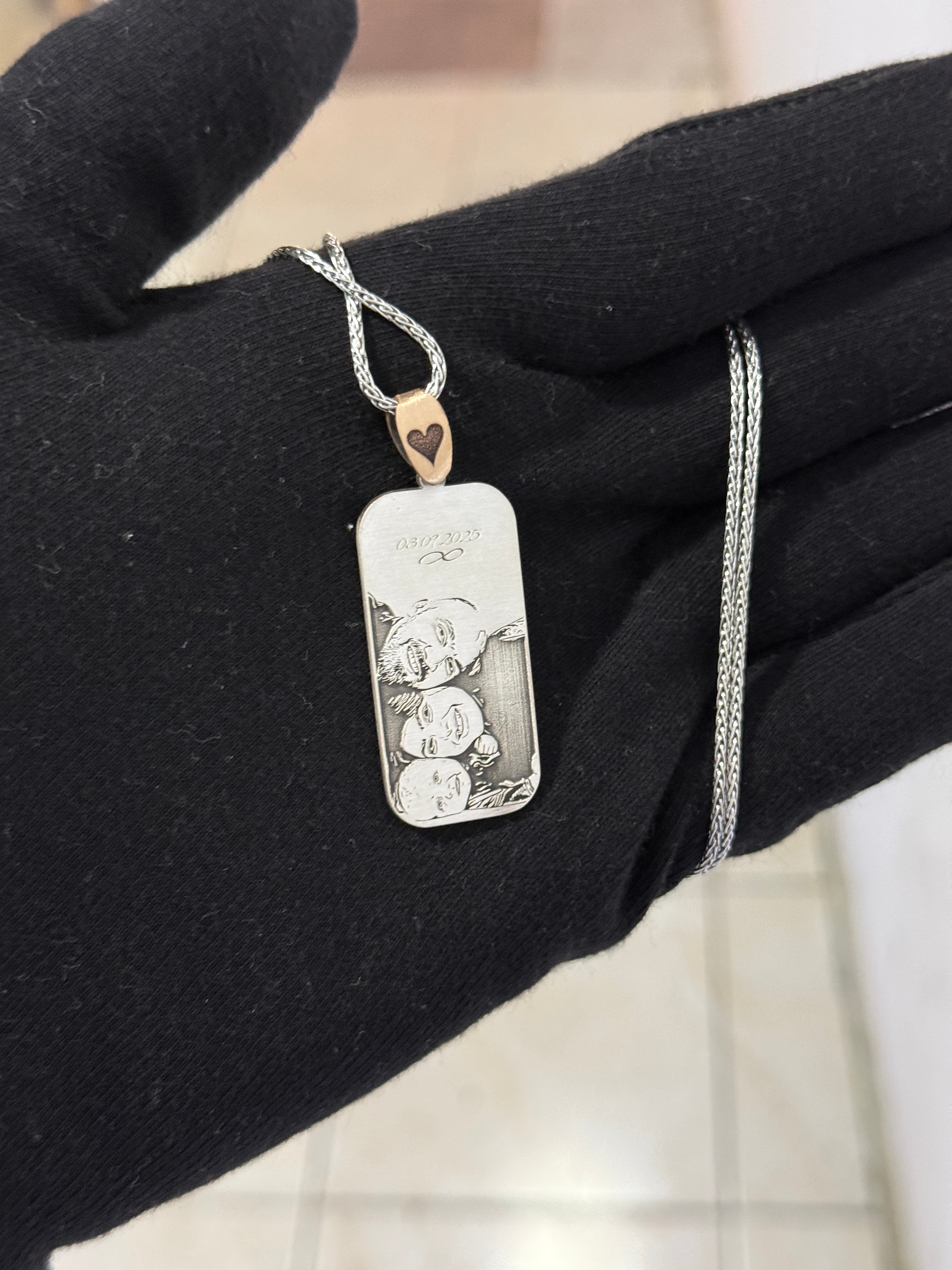 925 Ayar Fotoğraf İşlemeli Çift Taraflı Gümüş Kolye