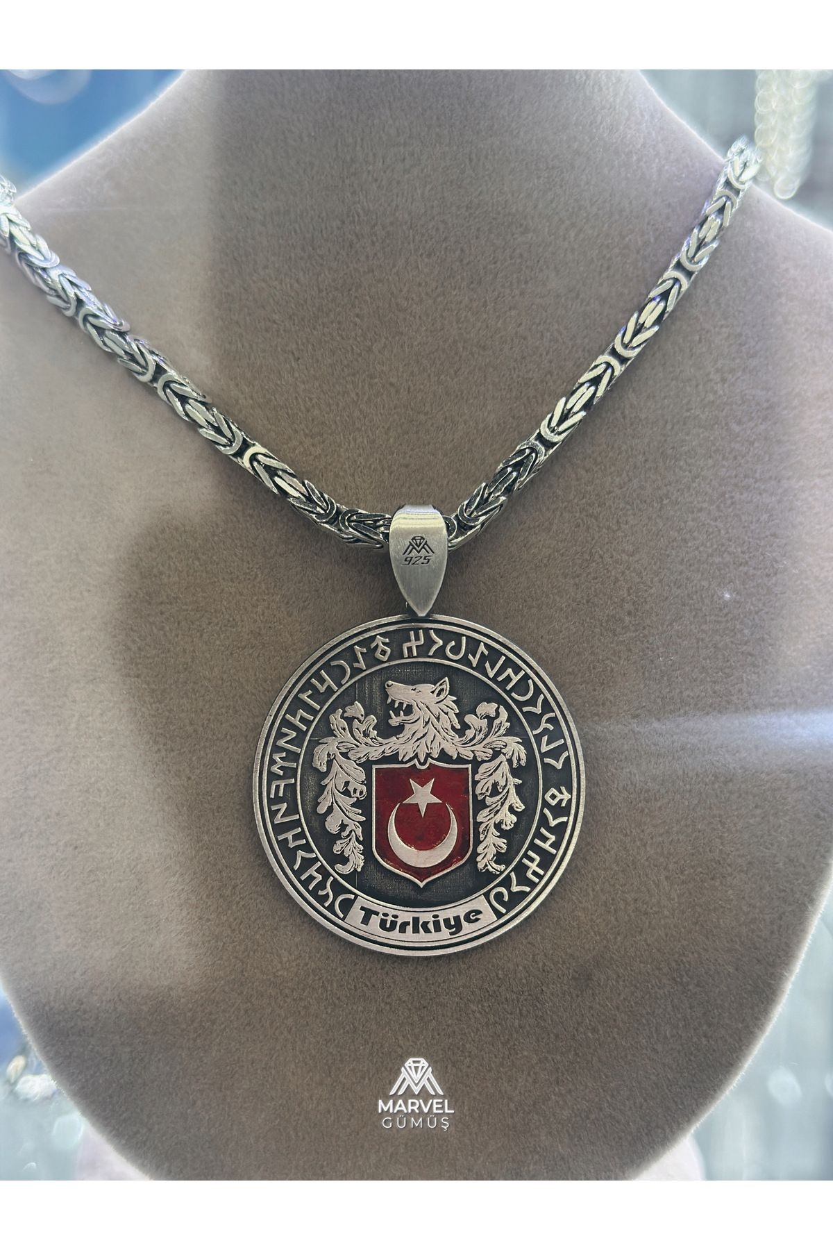 Gümüş Bozkurt Türkiye Madalyon Kolye