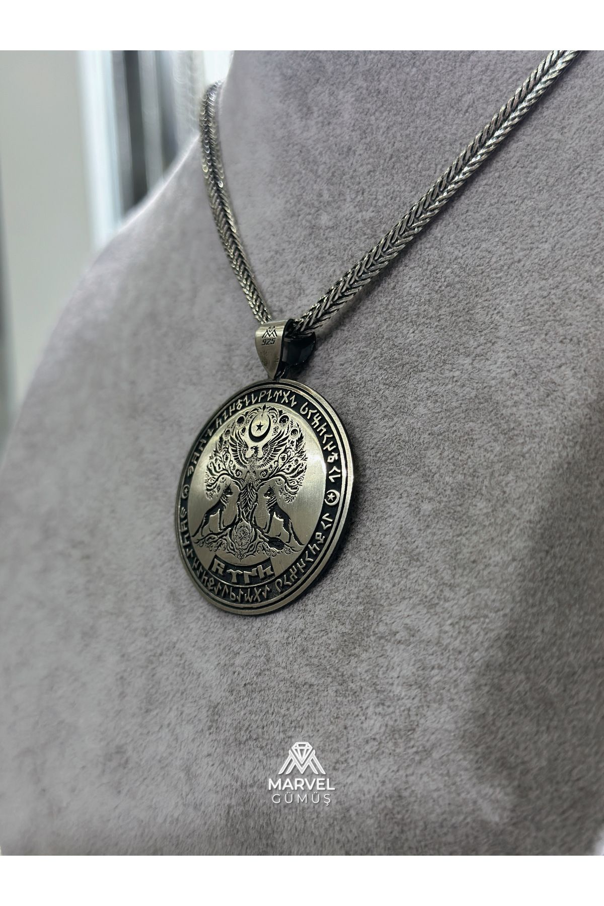 Gökte Kartal Yerde Bozkurt Yazılı Hayat Ağacı İşlemeli Türk Yazılı Gümüş Kolye