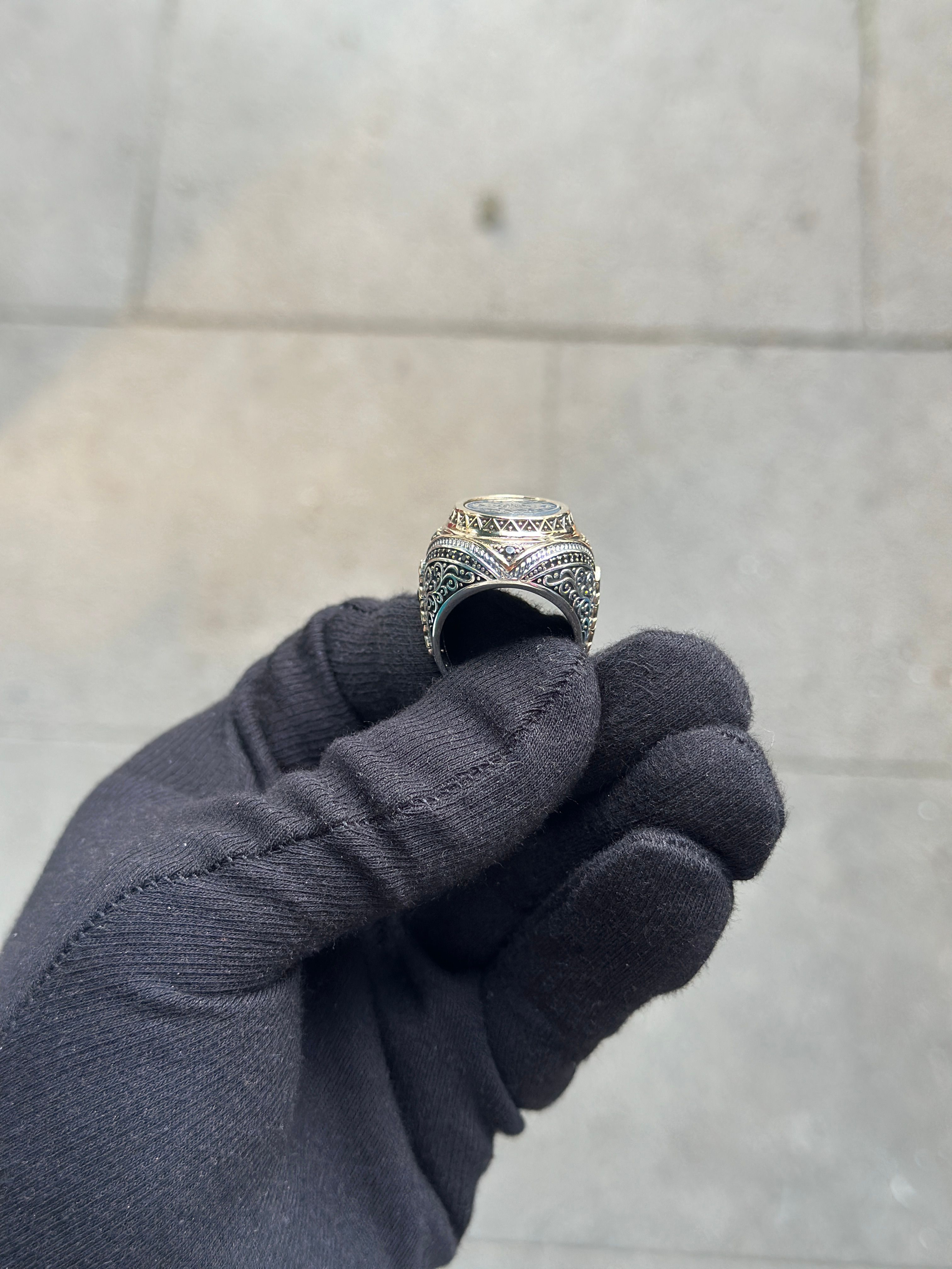 925 Ayar El Yapımı Süleyman Mührü İşlemeli Gümüş Erkek Yüzük