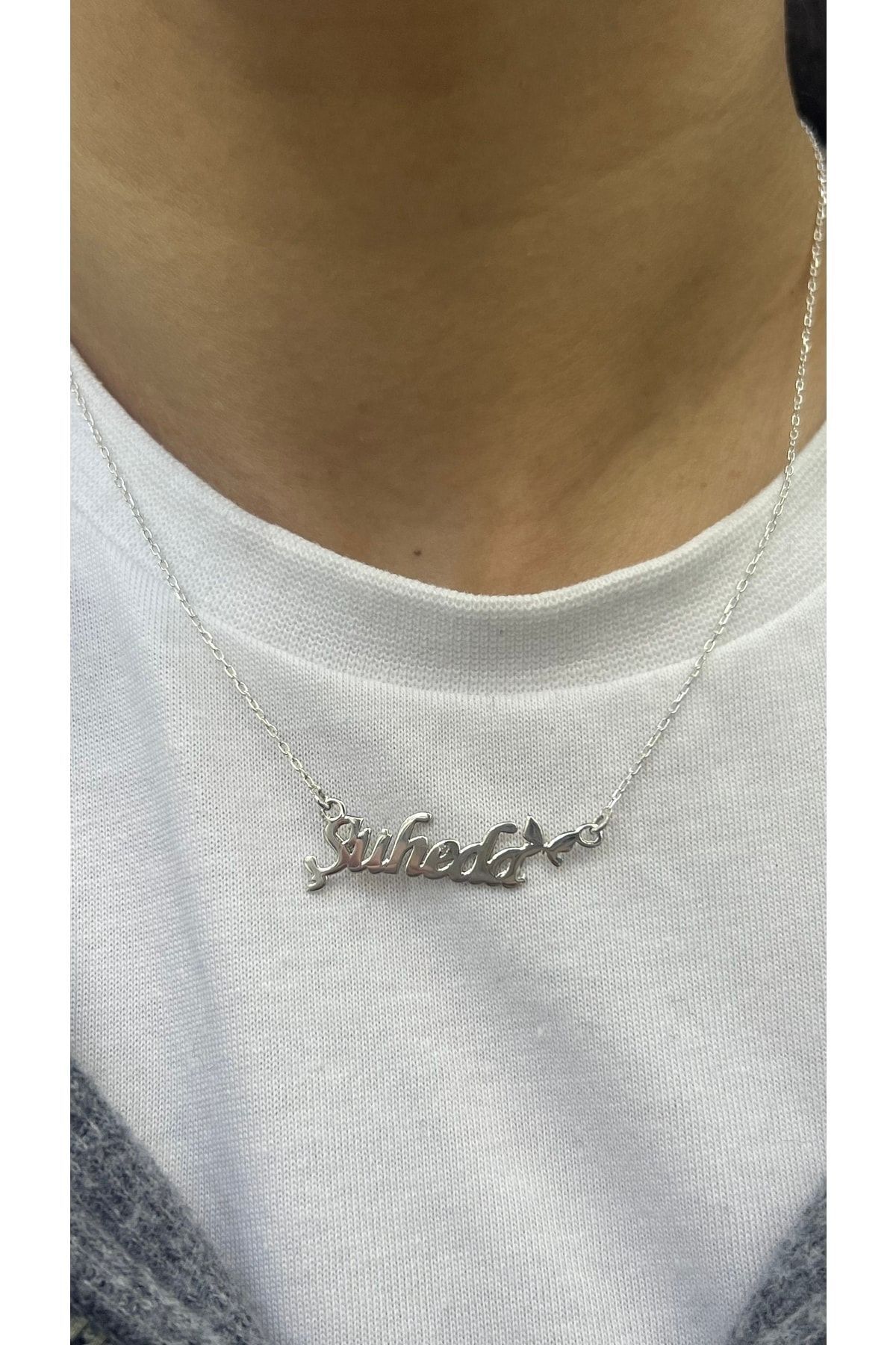 925 Ayar Gümüş Isimli Kolye 925 Ayar Gümüş