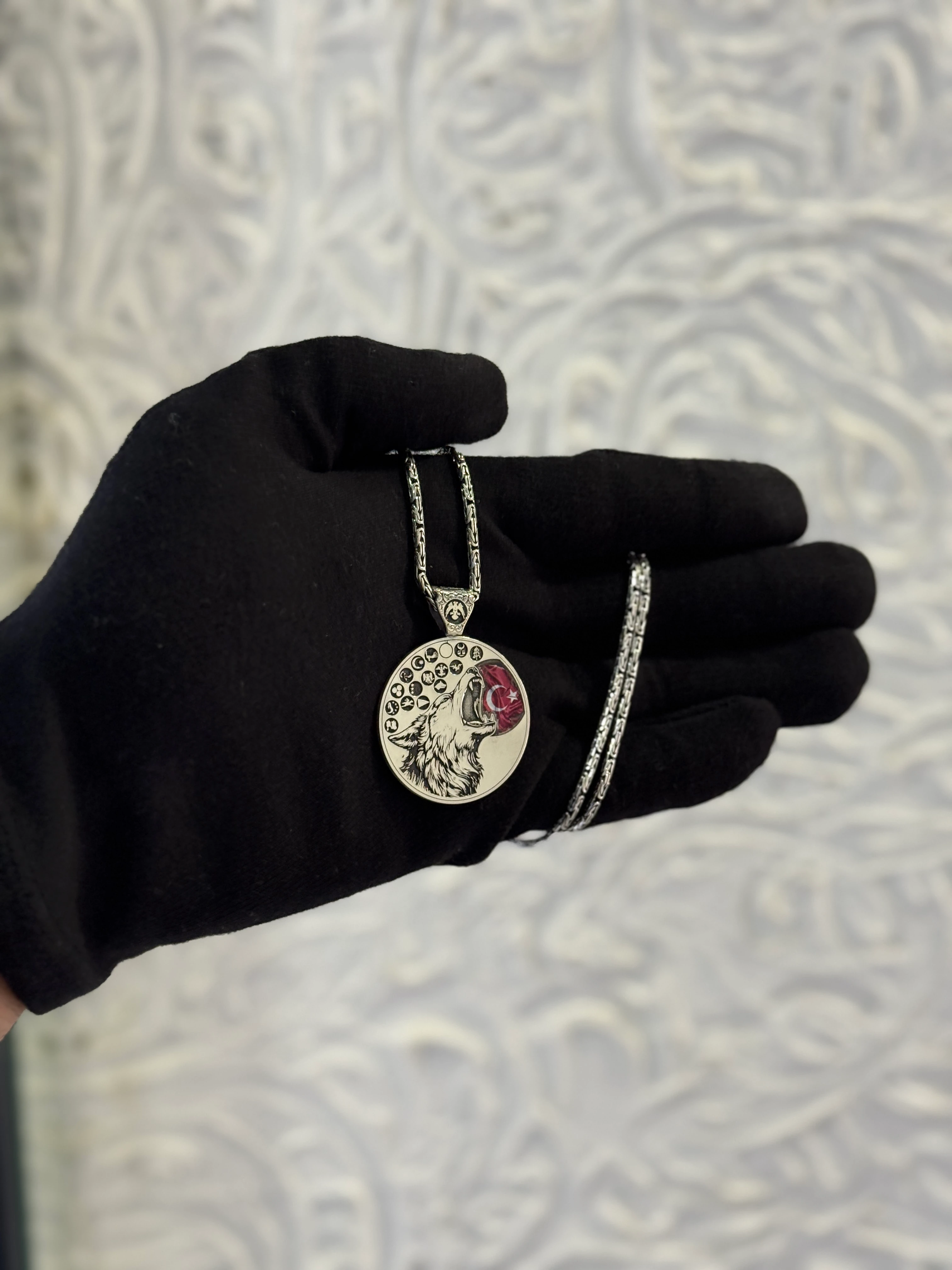 Börü Bozkurt – 16 Devlet & 24 Boy Koleksiyon Kolye