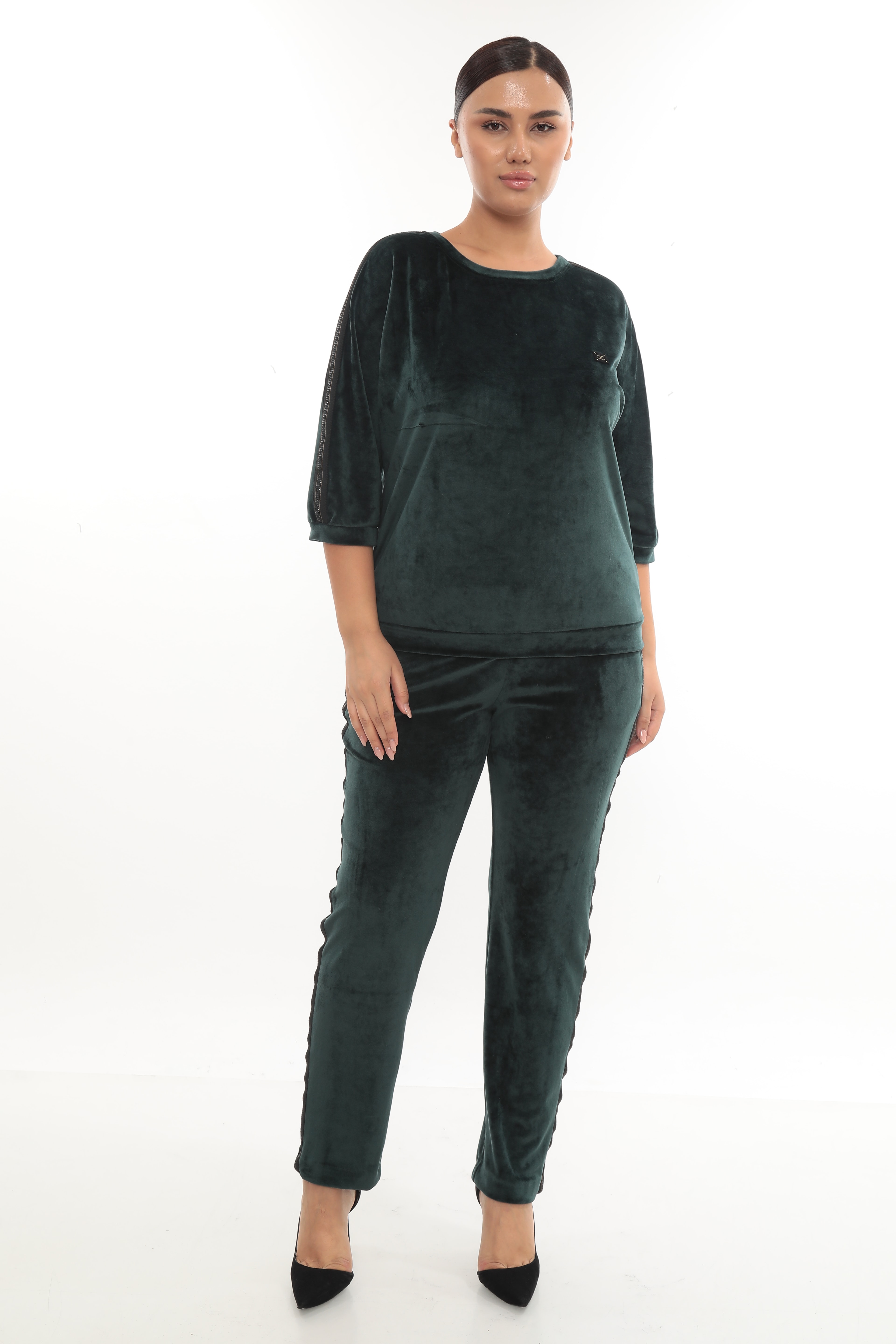 Kadın Yanları Taş Şeritli Velvet Kadife Kışlık Takım 7-06-4008 - Haki-Yeşil