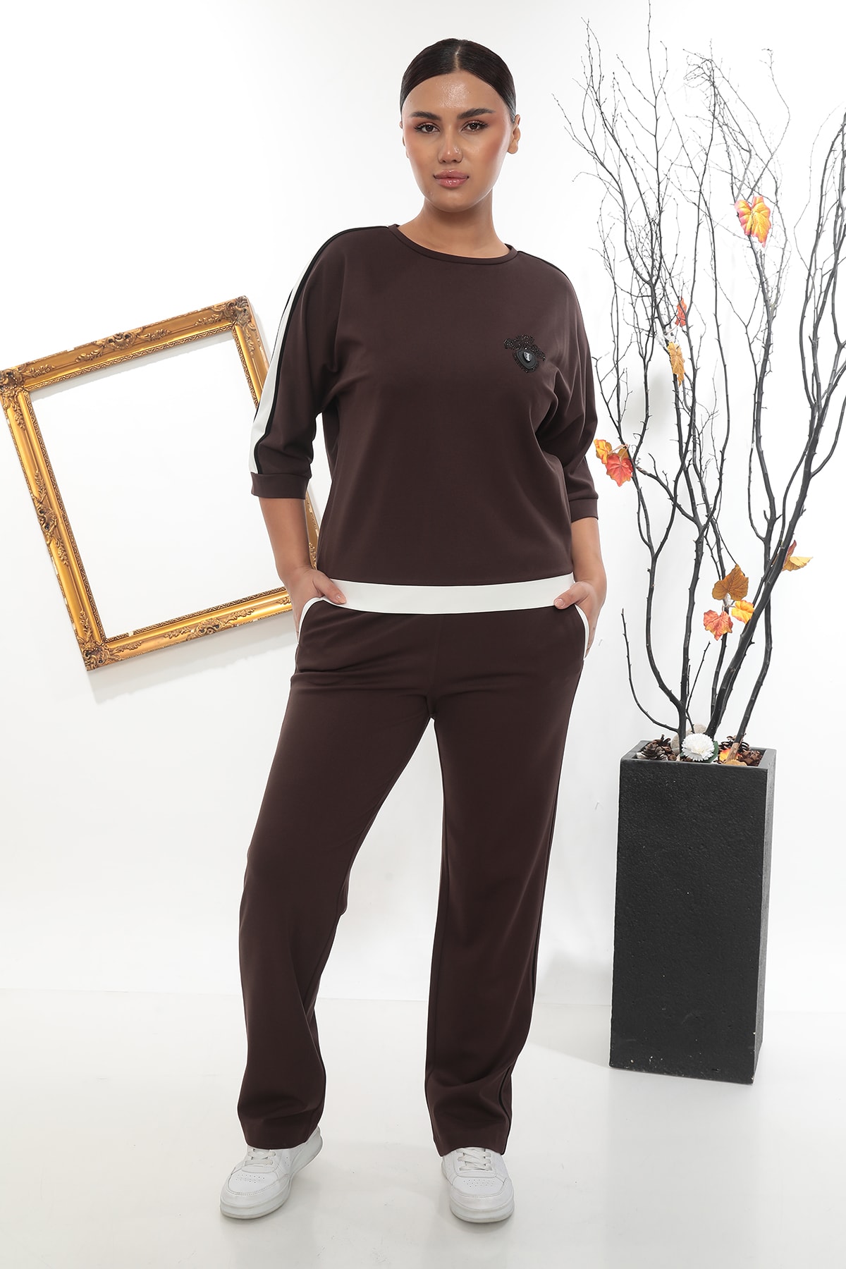 Kadın Bluzu Taşlı Çift Renk Şeritli Alt-Üst Eşofman Takımı 7-05-4007-8003  - Kahverengi