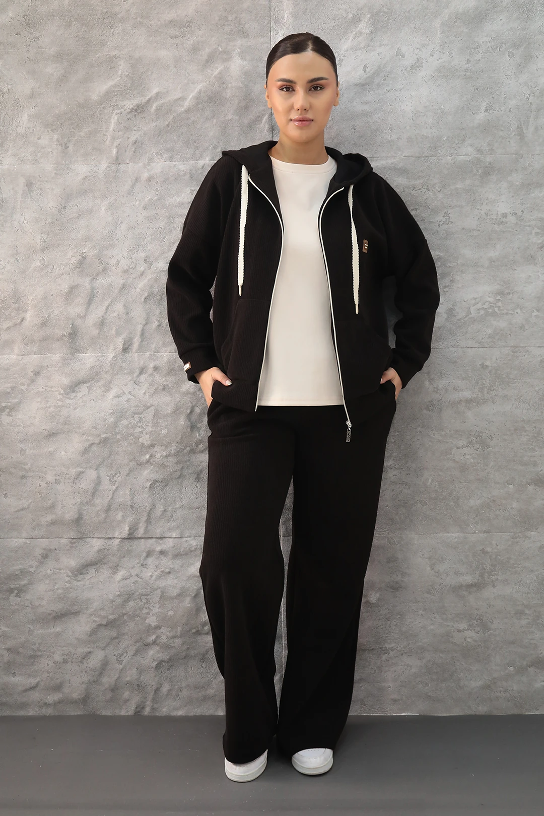 Kadın Kapüşonlu Fermuarlı Büyük Beden Kışlık 3 lü Eşofman Takım 7-31-4030 - Kahve