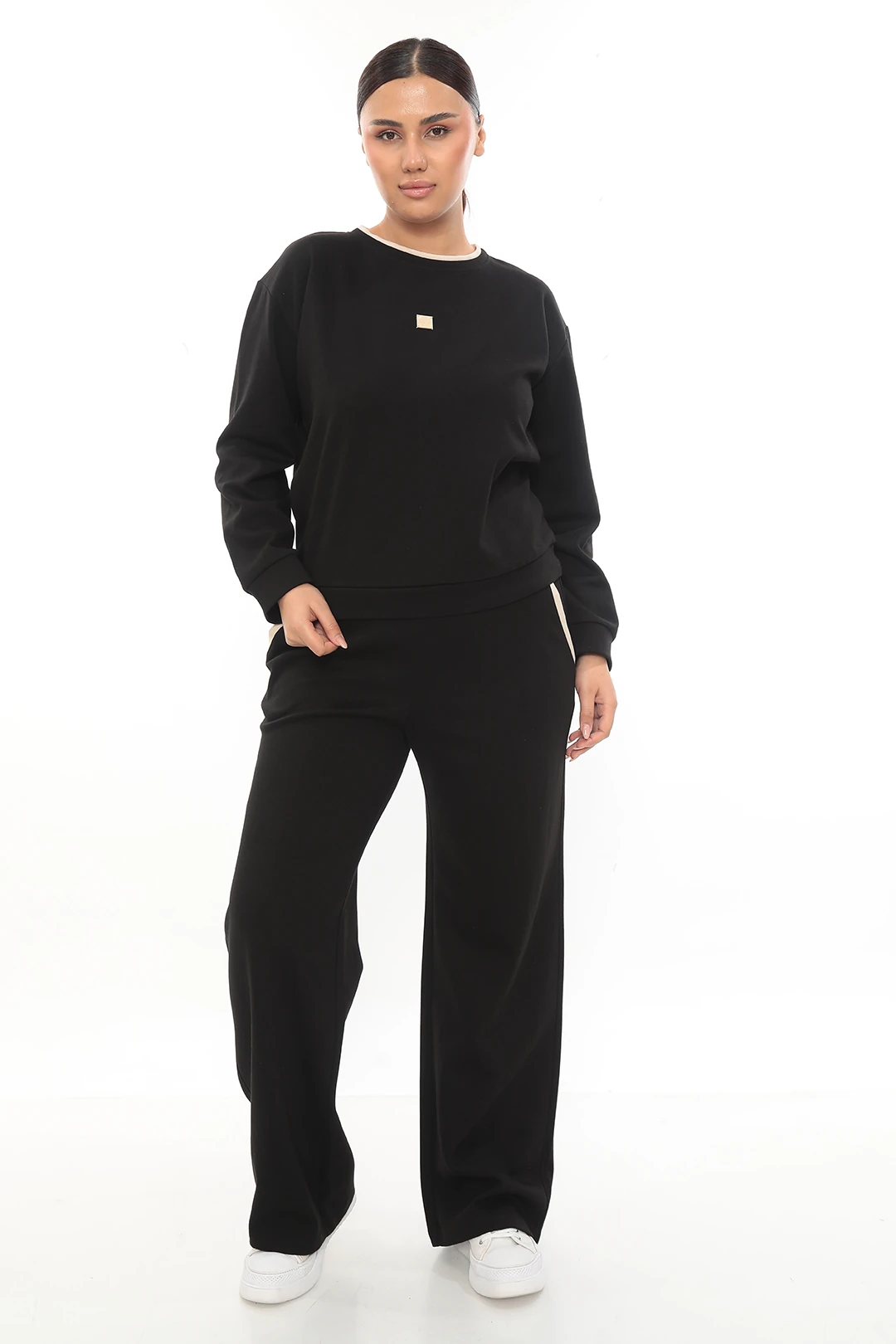 Kadın Çift Renkli Uzun Kollu Aksesuarlı Pamuklu Büyük Beden Eşofman Takımı 7-03-4018