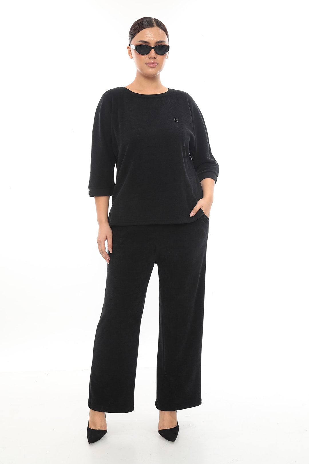 Kadın Aksesuarlı Düz Kışlık Kadife Takım 7-04-4016