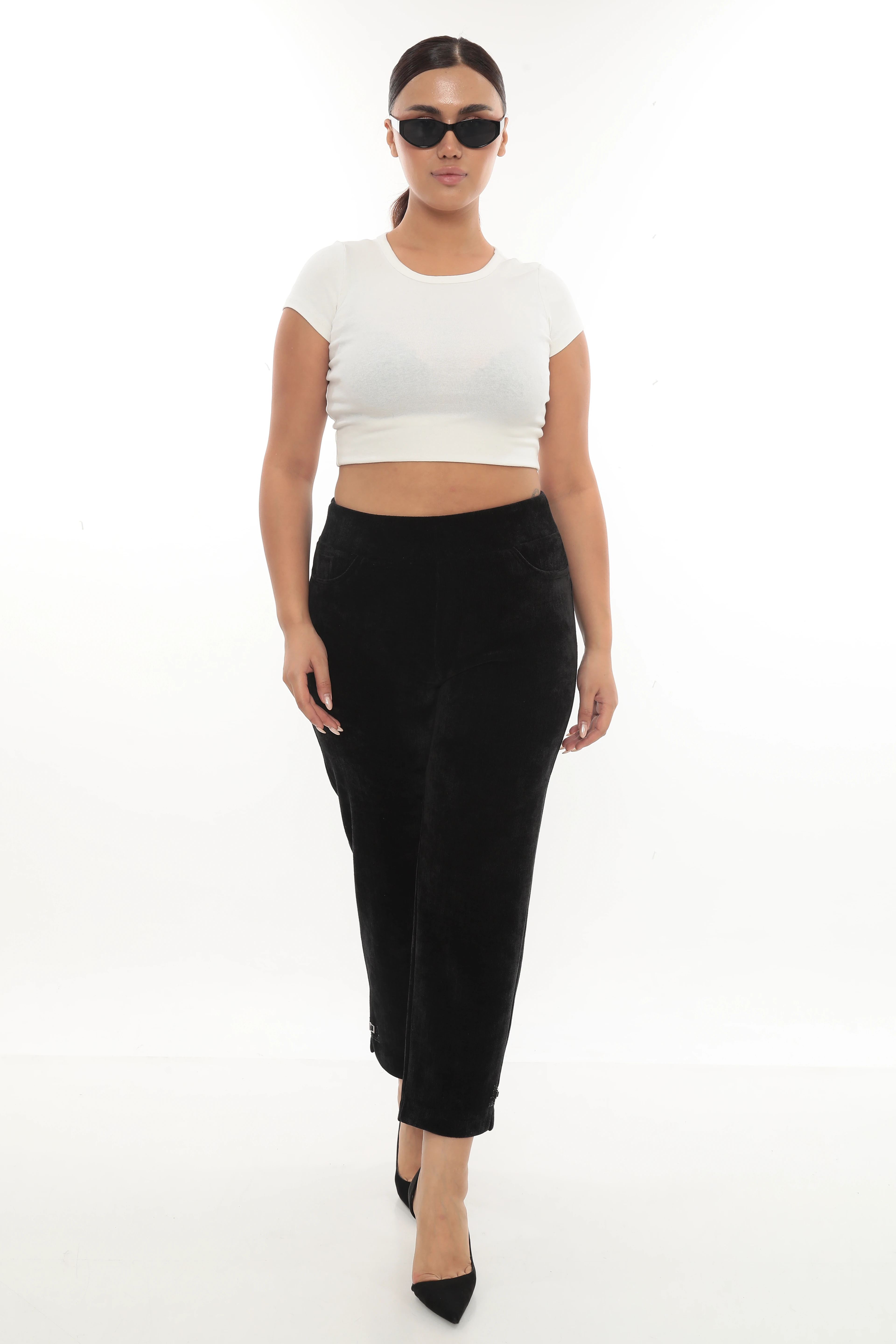 Kadın Paçası Taşlı Dikme Aksesuarlı Kışlık Kadife Pantolon 1-02-4005 - Siyah