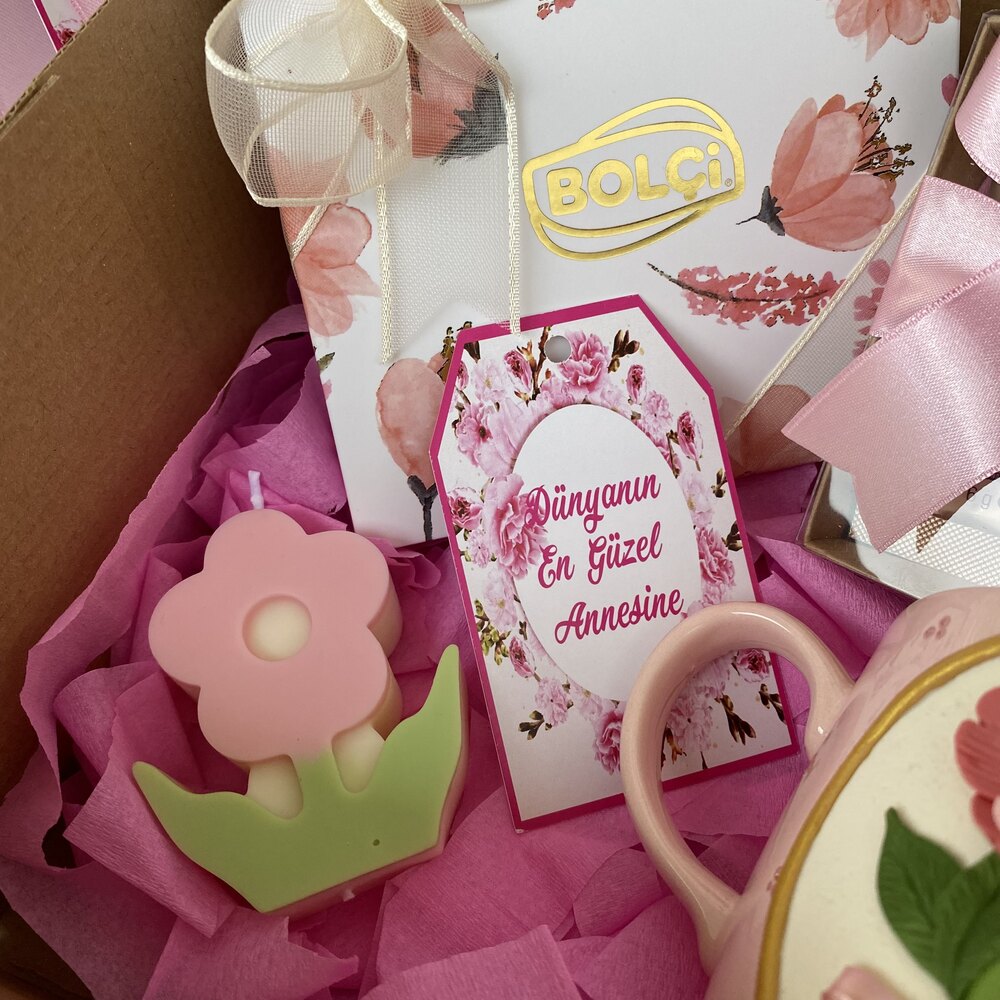 Dünyanın en güzel annesine-vintage blossom gift box