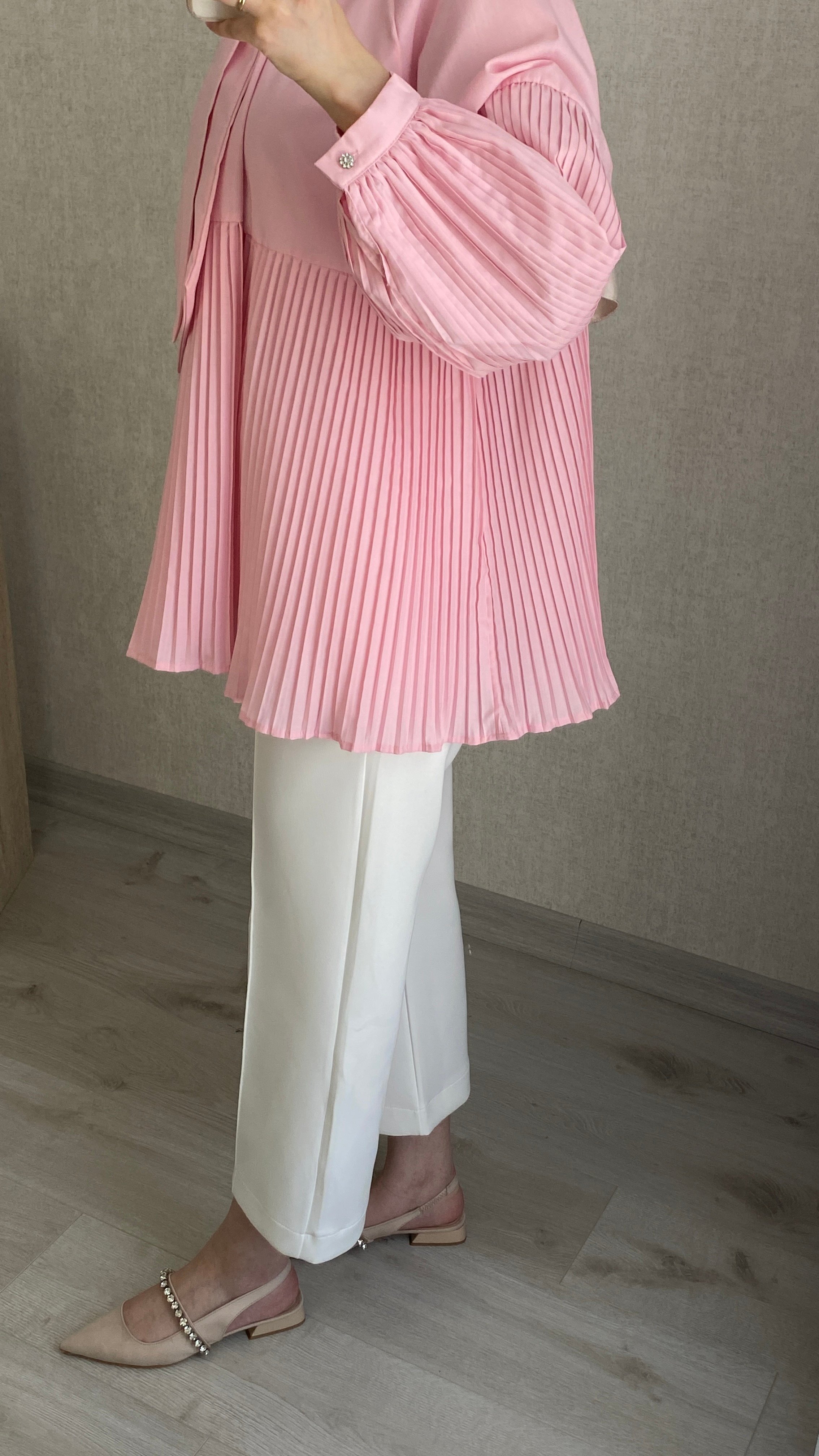 Pembe Kraş Detaylı Bağlamalı Gömlek