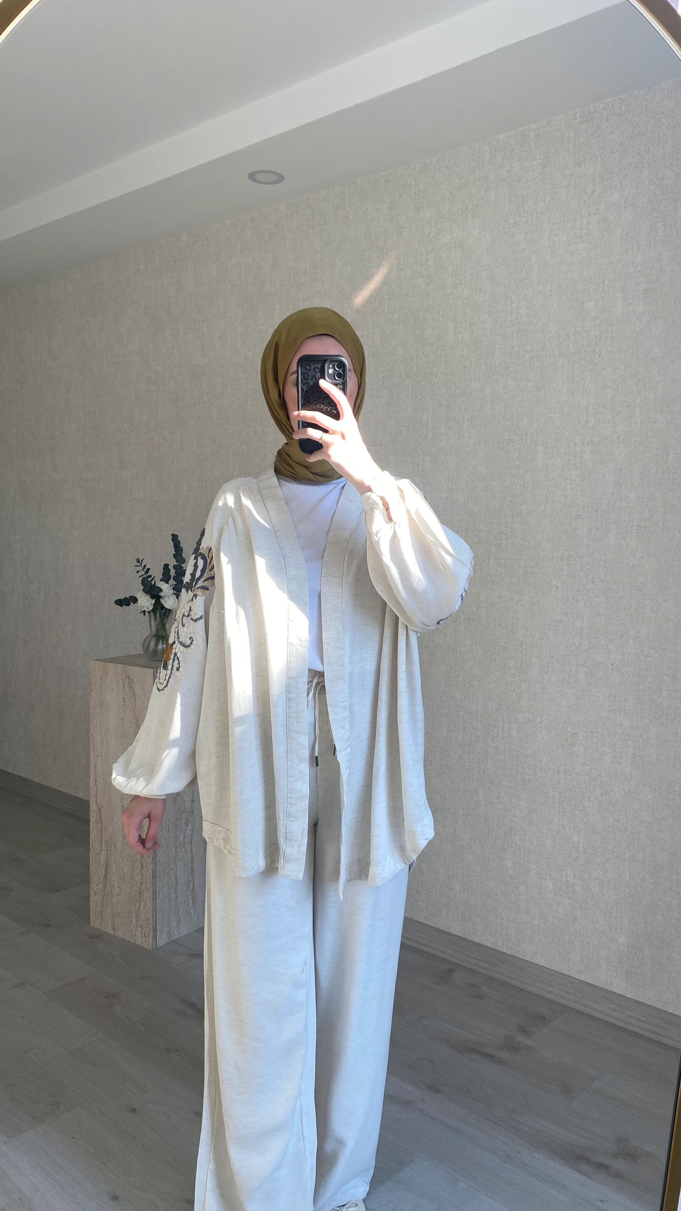 Keten Nakış Detaylı Kimono