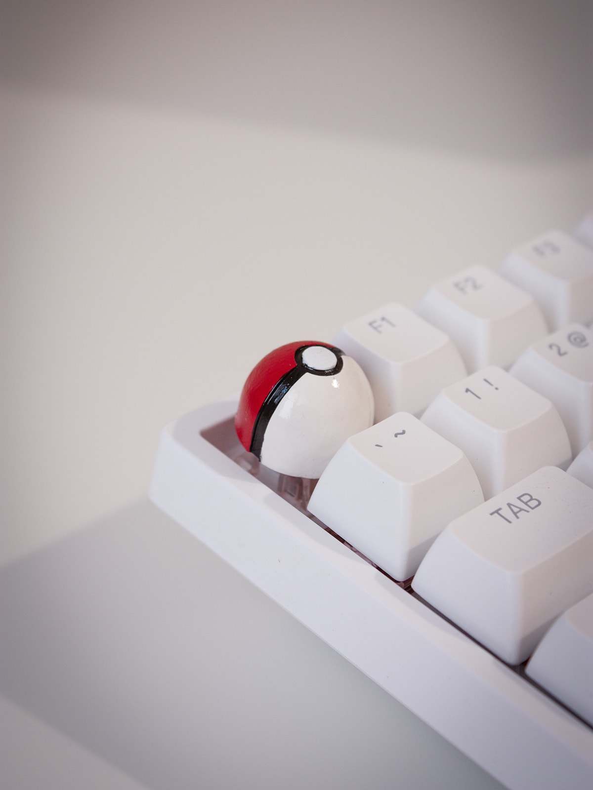 Pokeball Klavye Tuşu