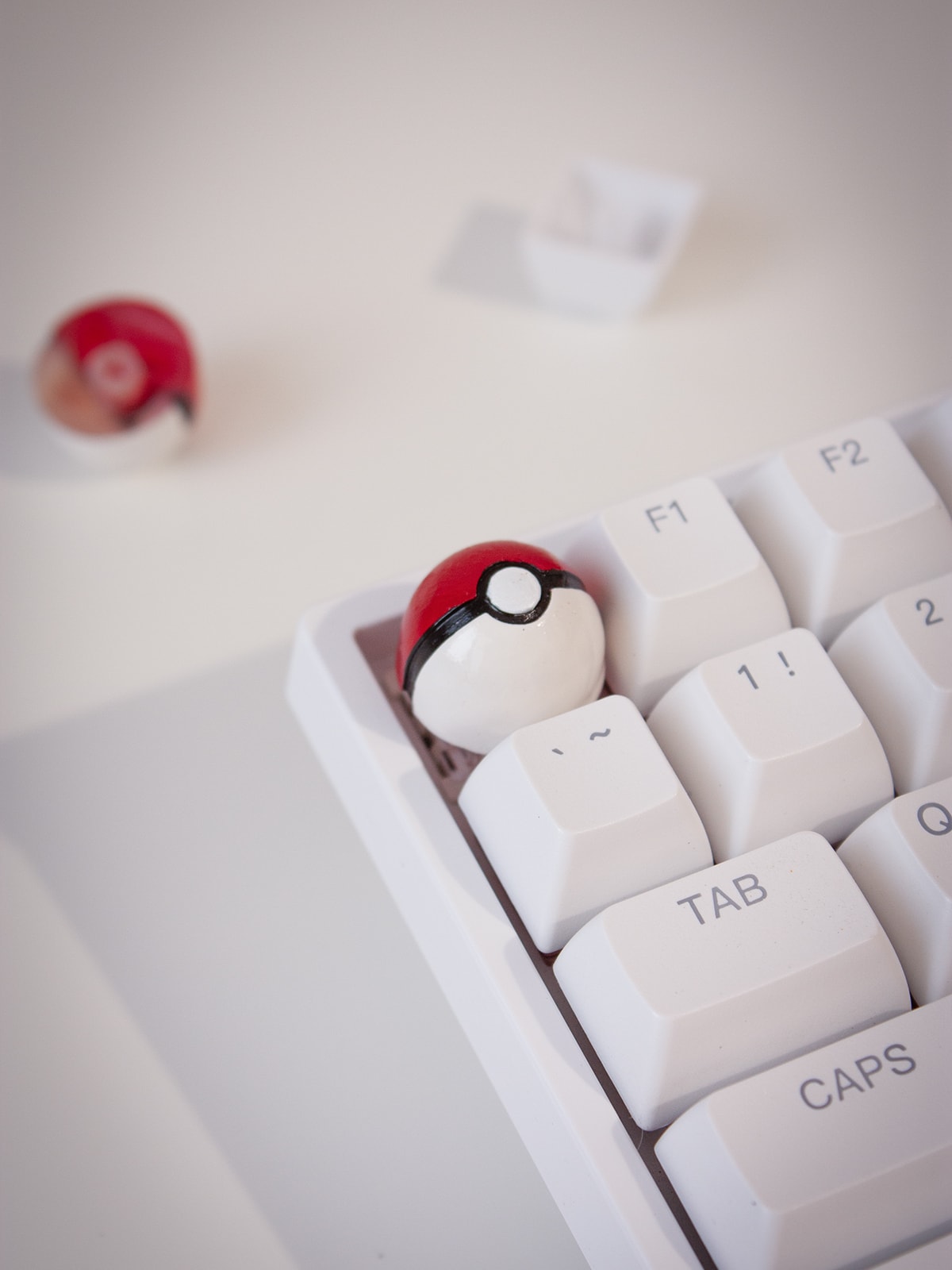 Pokeball Klavye Tuşu