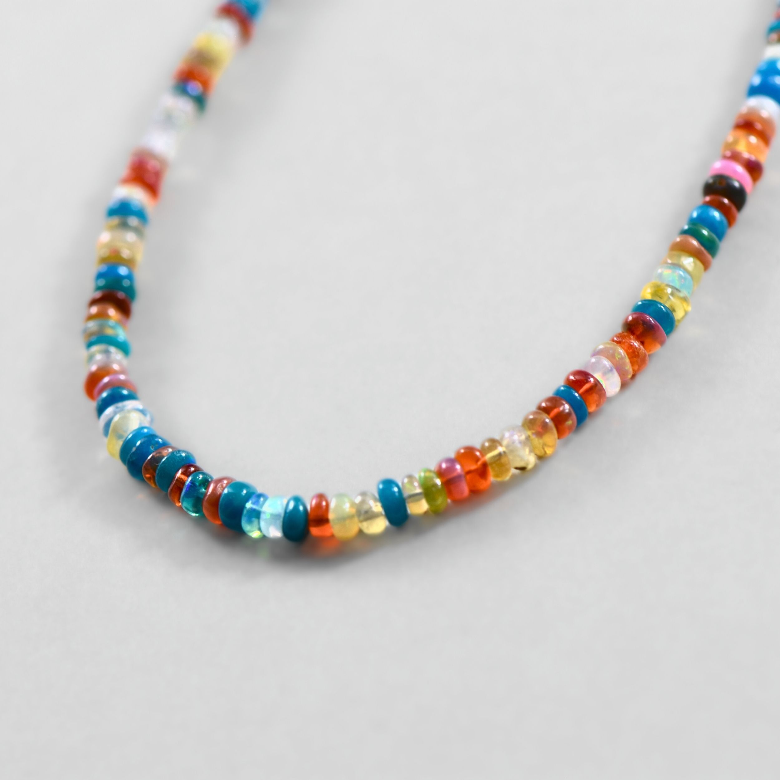 Doğal Multi Opal Taşlı Gümüş Kolye
