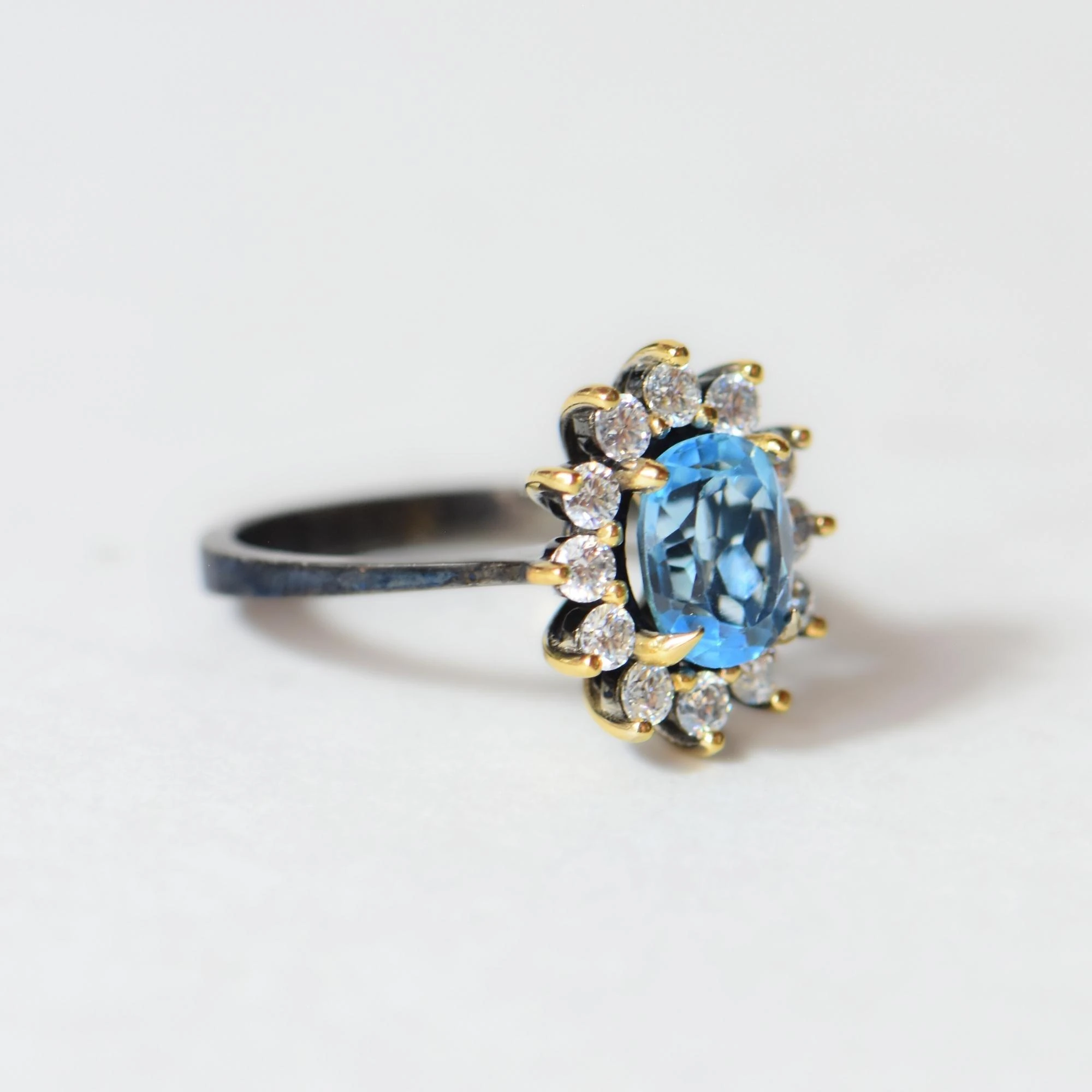 Doğal Mozanit ve Mavi Topaz Taşlı Gümüş Yüzük