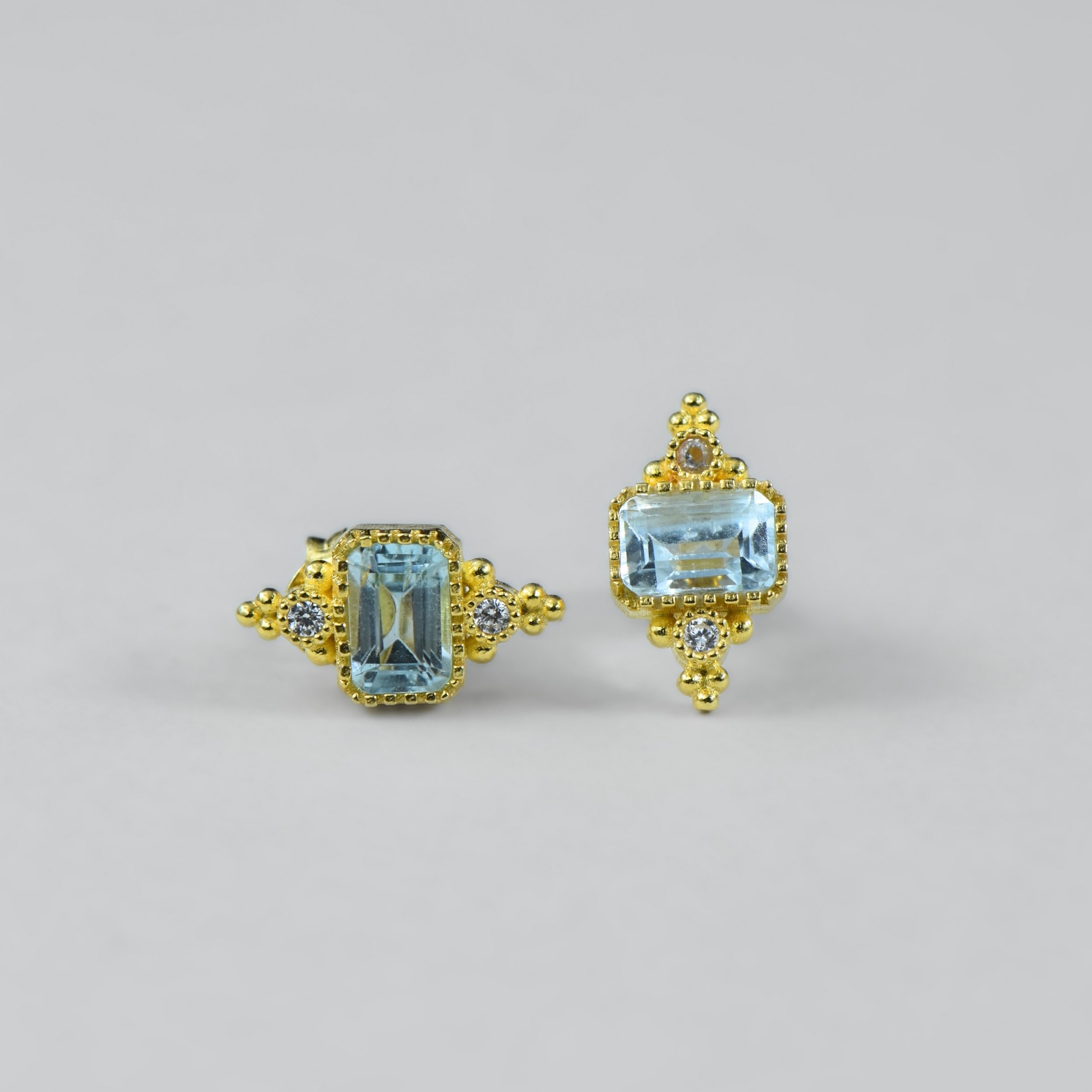 Altın Kaplama Doğal Sky Blue Topaz ve Zirkon Taşlı Gümüş Küpe