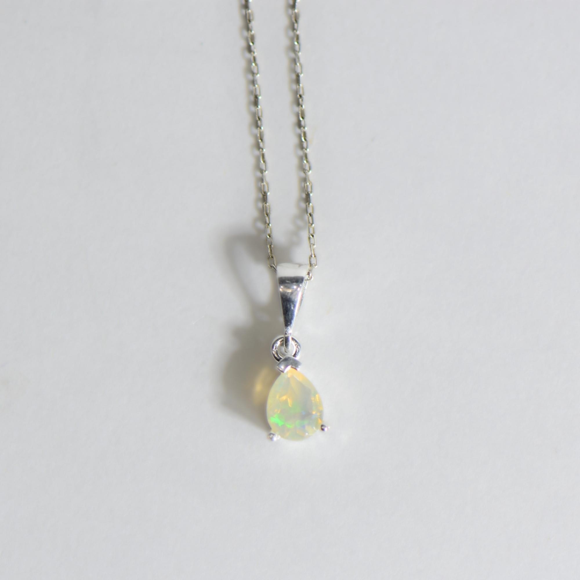 Doğal Opal Taşlı 45 cm Gümüş Kolye