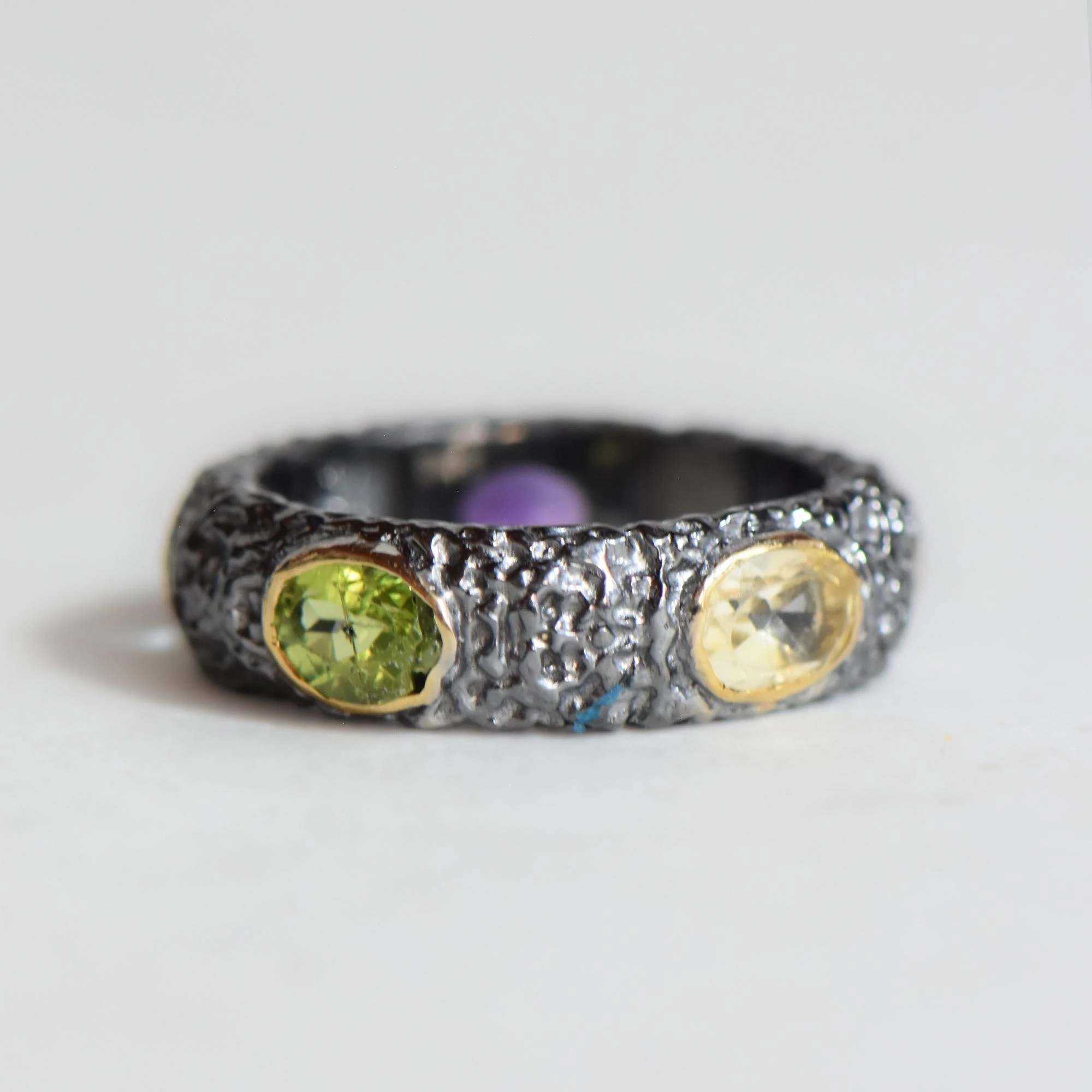 Doğal Mix Taşlı Tam Tur Gümüş Yüzük